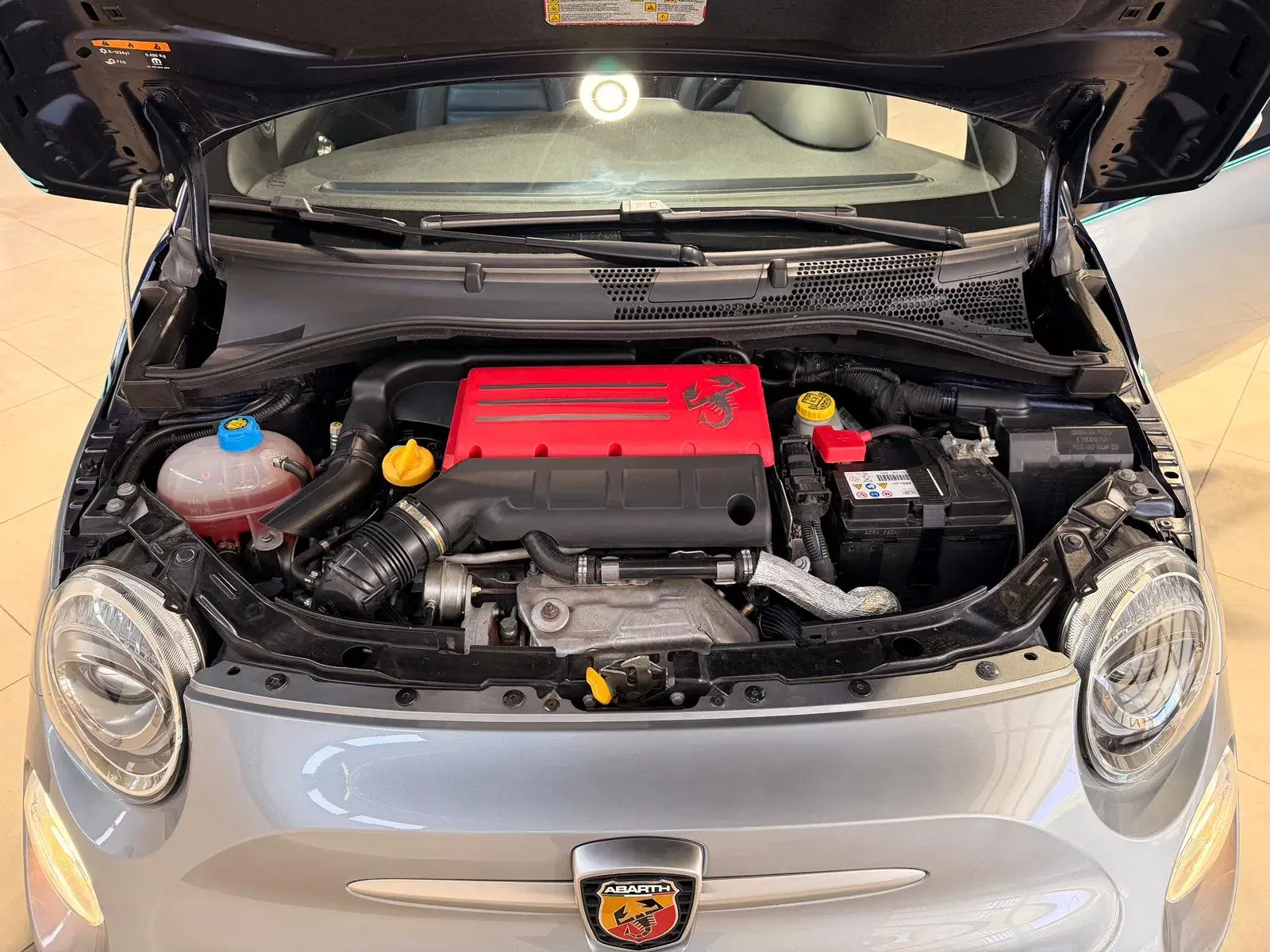 Abarth 695 1.4 T-Jet Rivale MTA 36