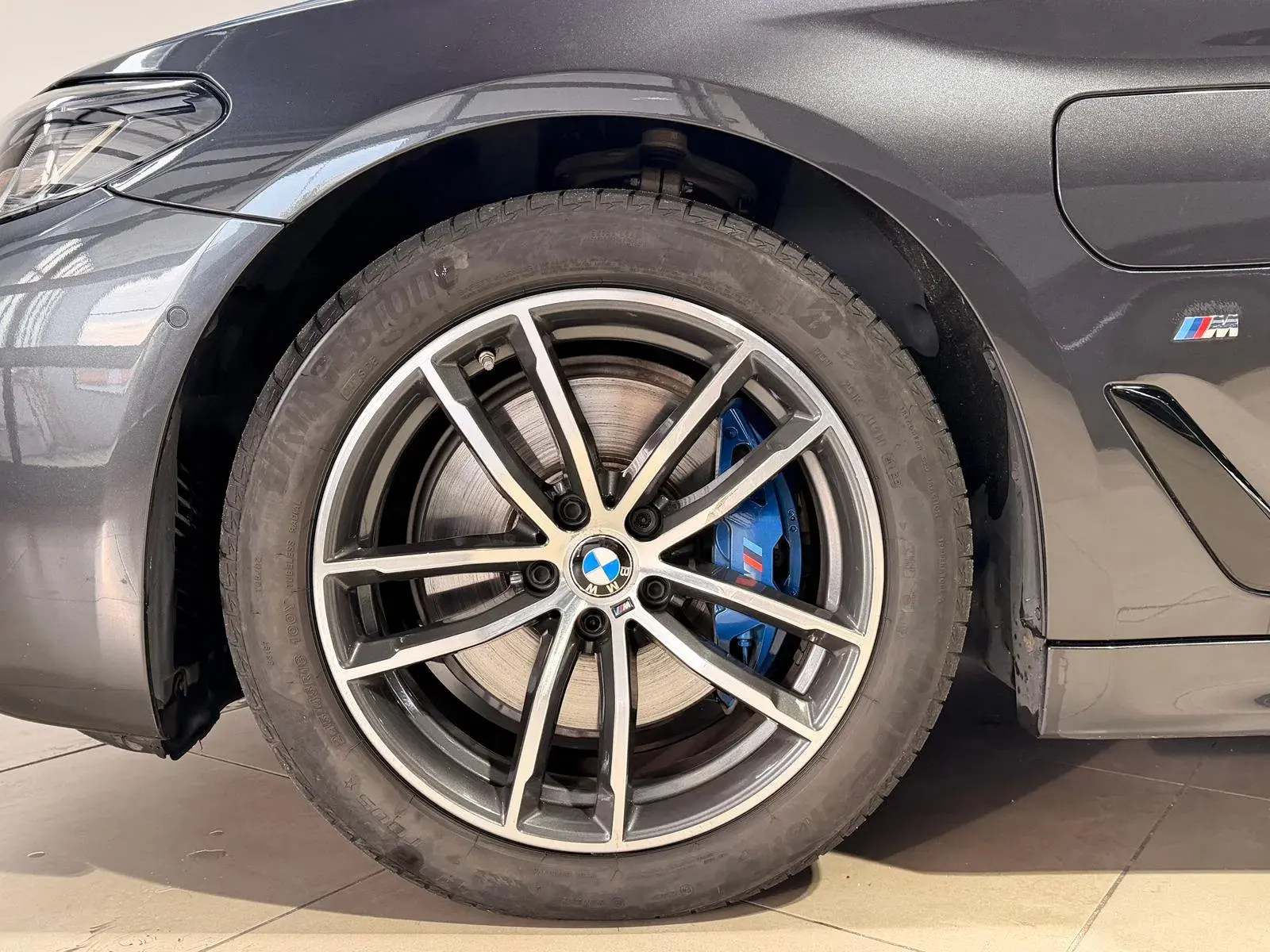 BMW 530 e Pack Desportivo M 15