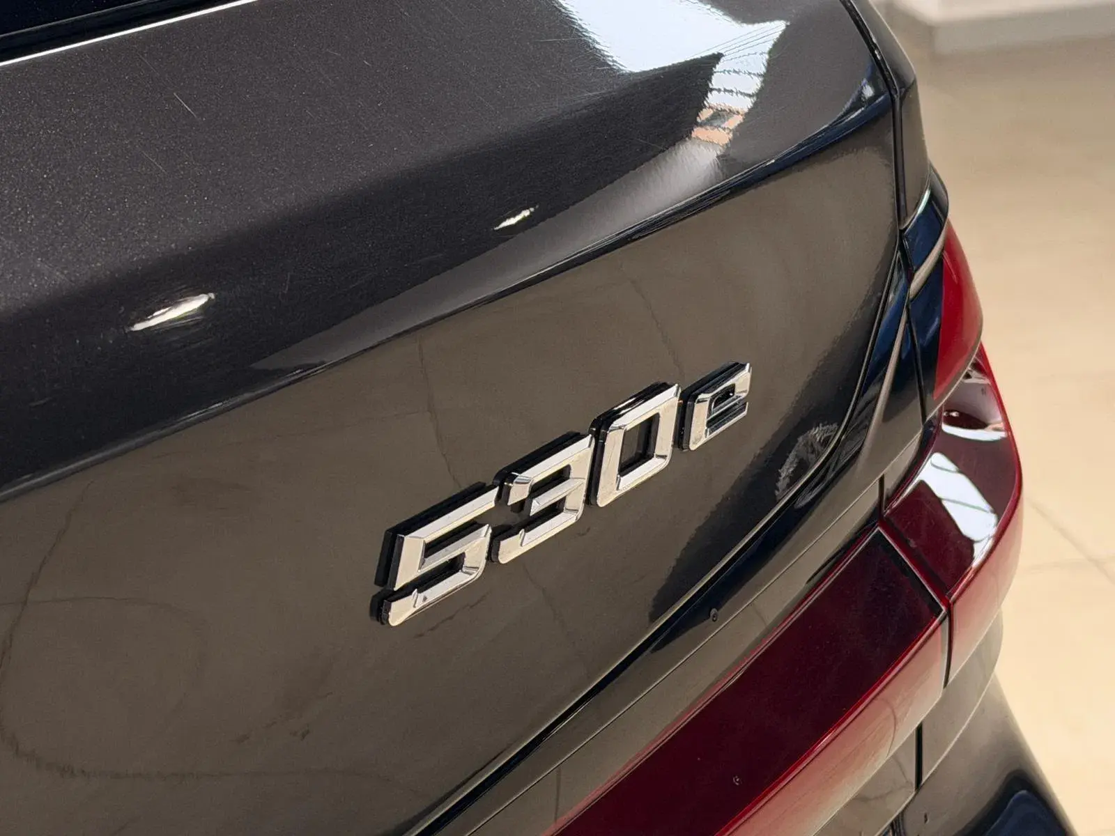 BMW 530 e Pack Desportivo M 16