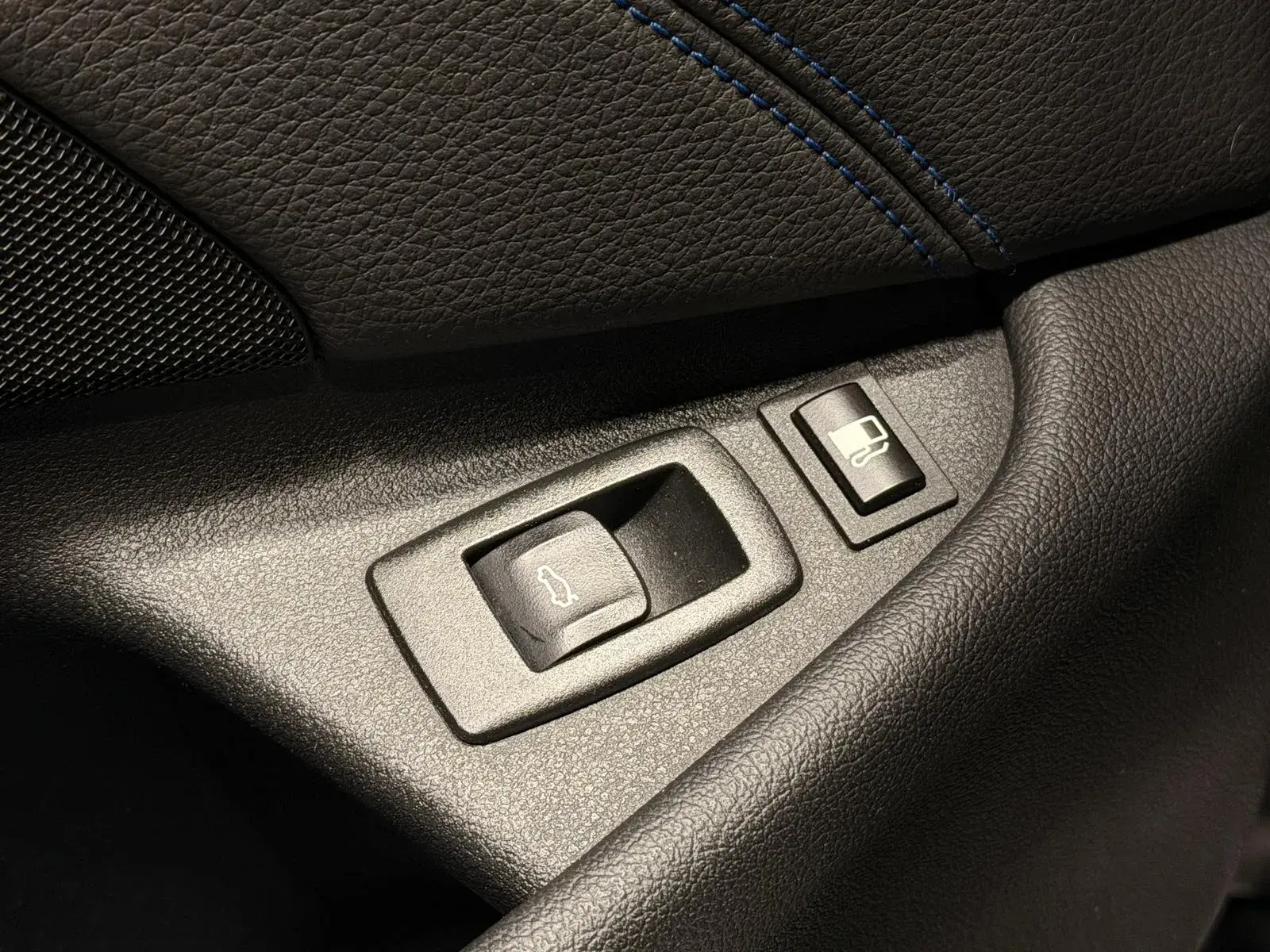 BMW 530 e Pack Desportivo M 33