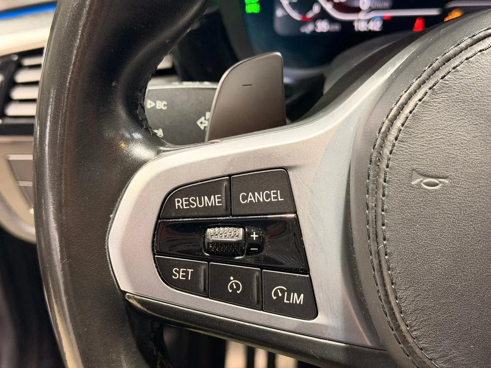 BMW 530 e Pack Desportivo M 36