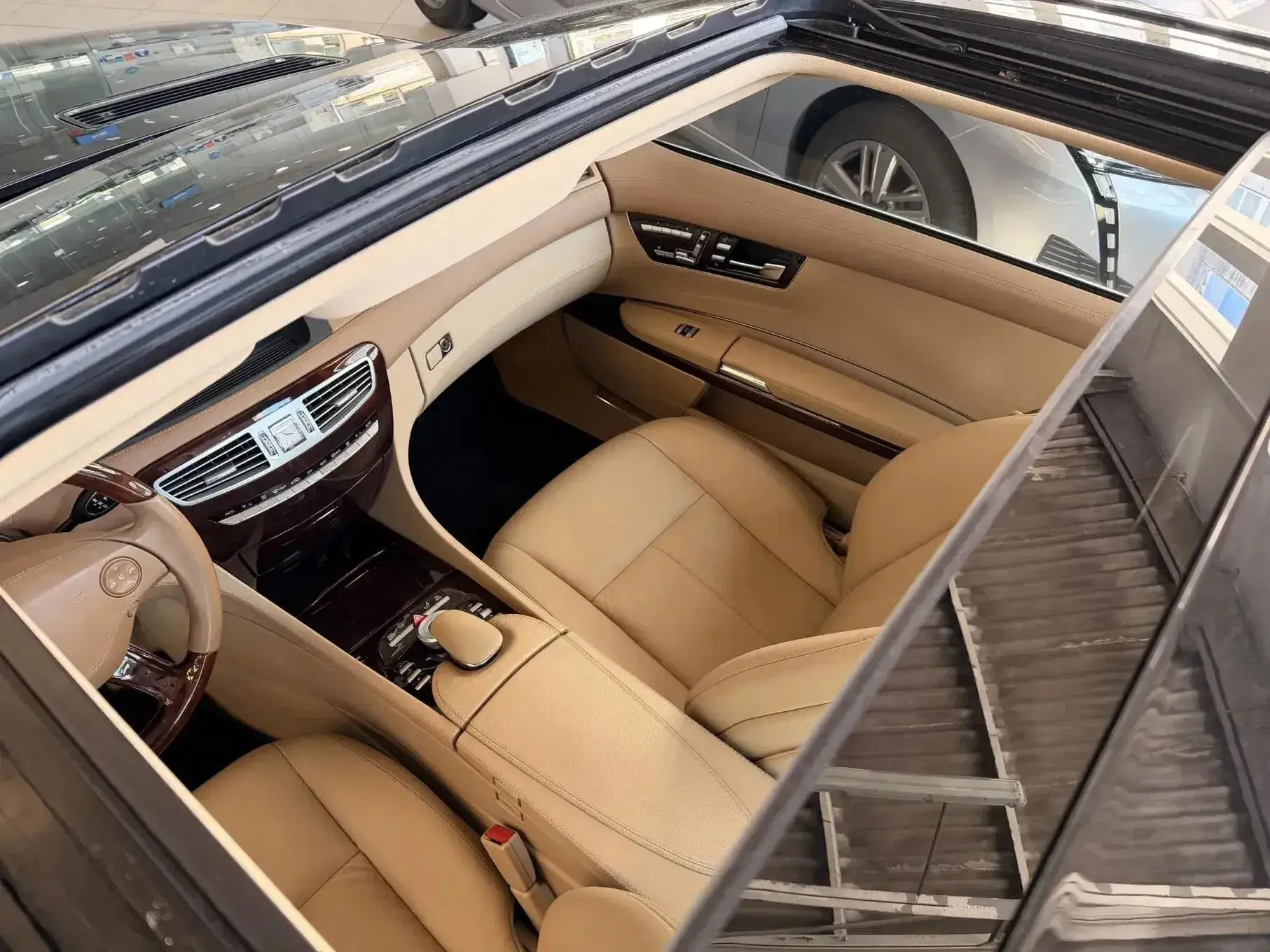 Mercedes-Benz CL 500 Standard 25