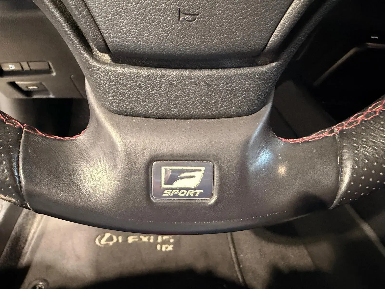 Lexus UX 250h F Sport 11