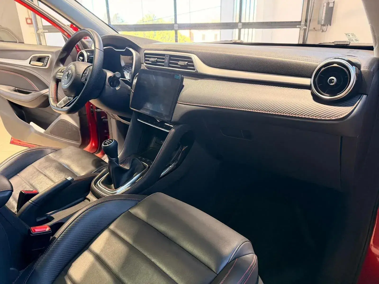 MG ZS 1.0 T-GDI Luxury 28