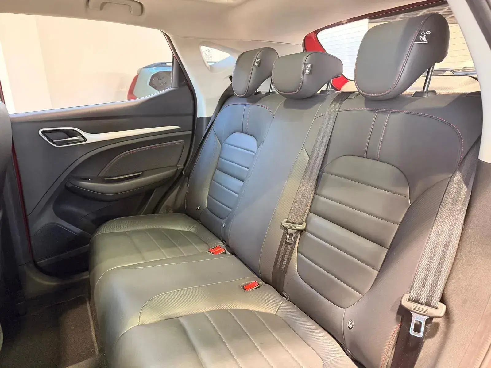 MG ZS 1.0 T-GDI Luxury 31