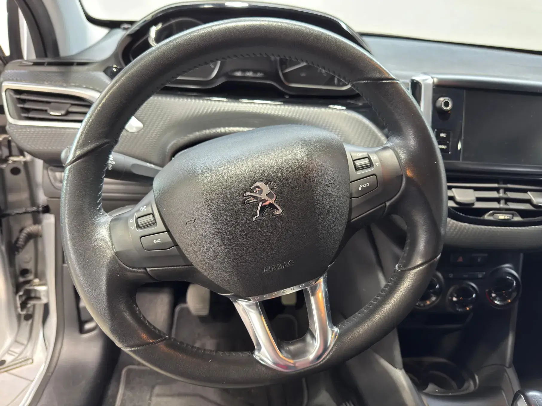 Peugeot 208 1.2 PureTech Style 14