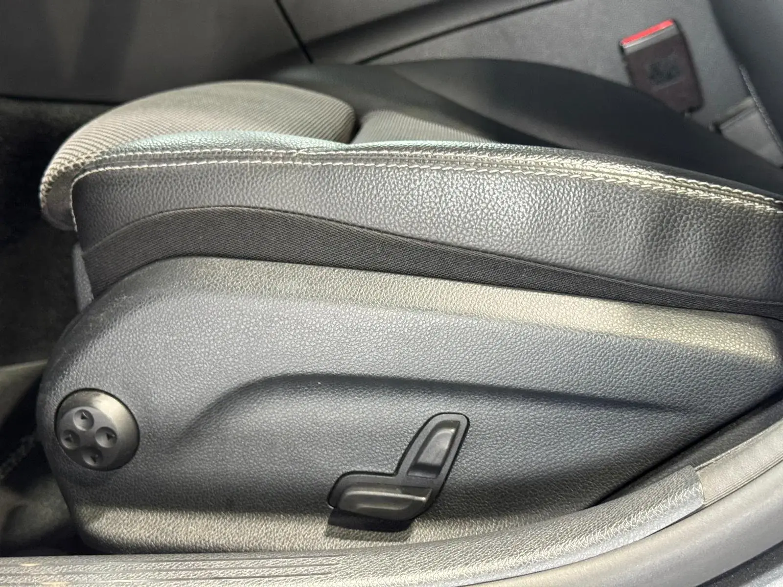 Mercedes-Benz C 220 d Avantgarde 6