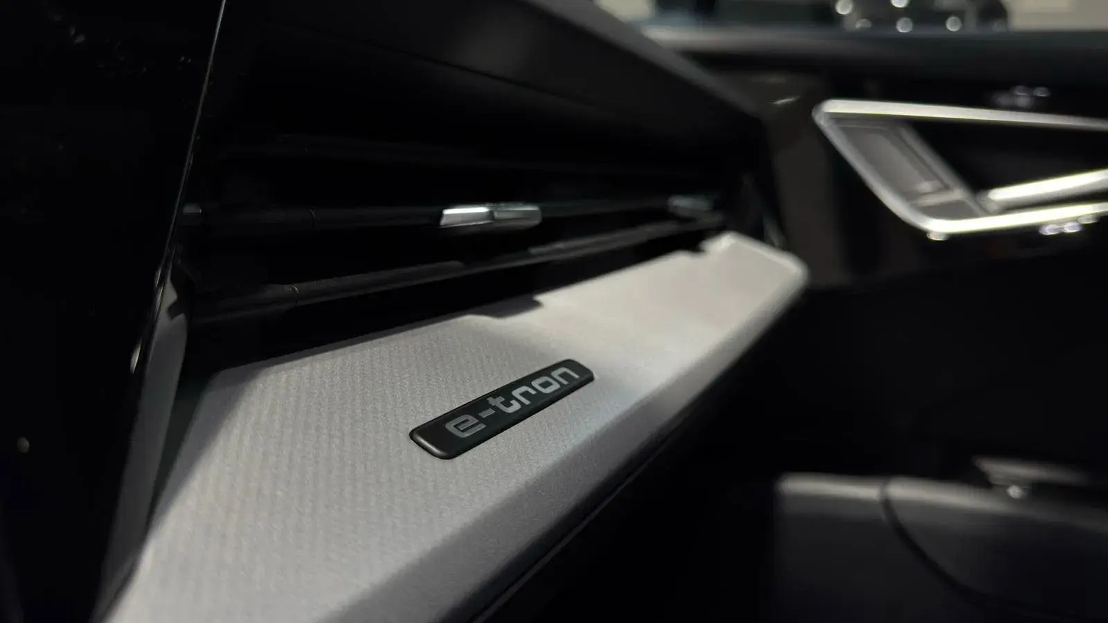 Audi Q4 Sportback e-tron Outro 18