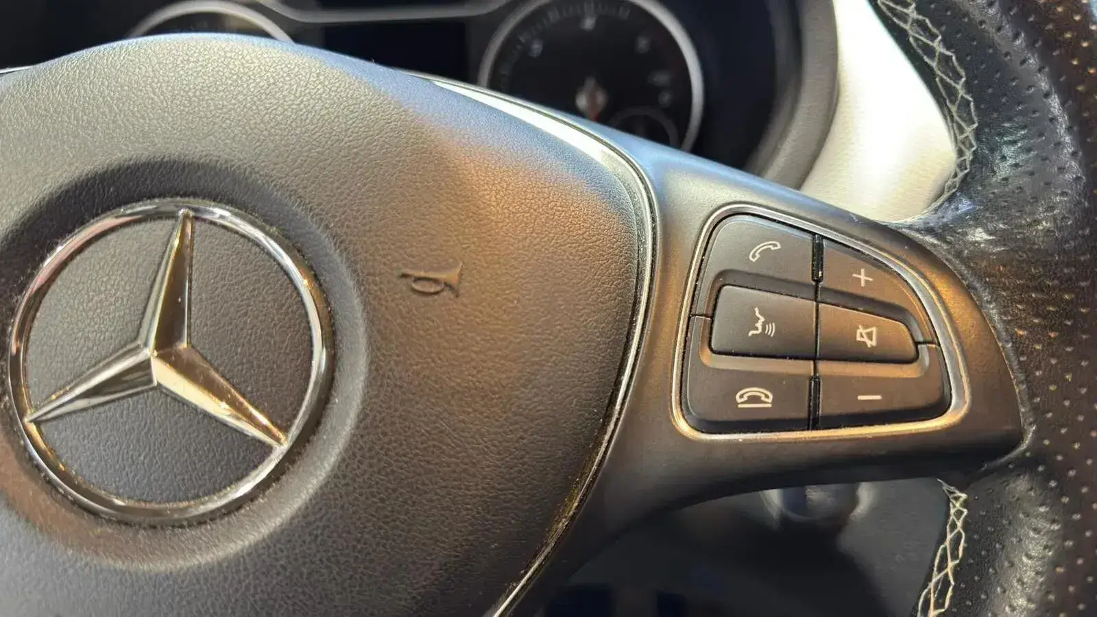 Mercedes-Benz B 180 d Urban 36