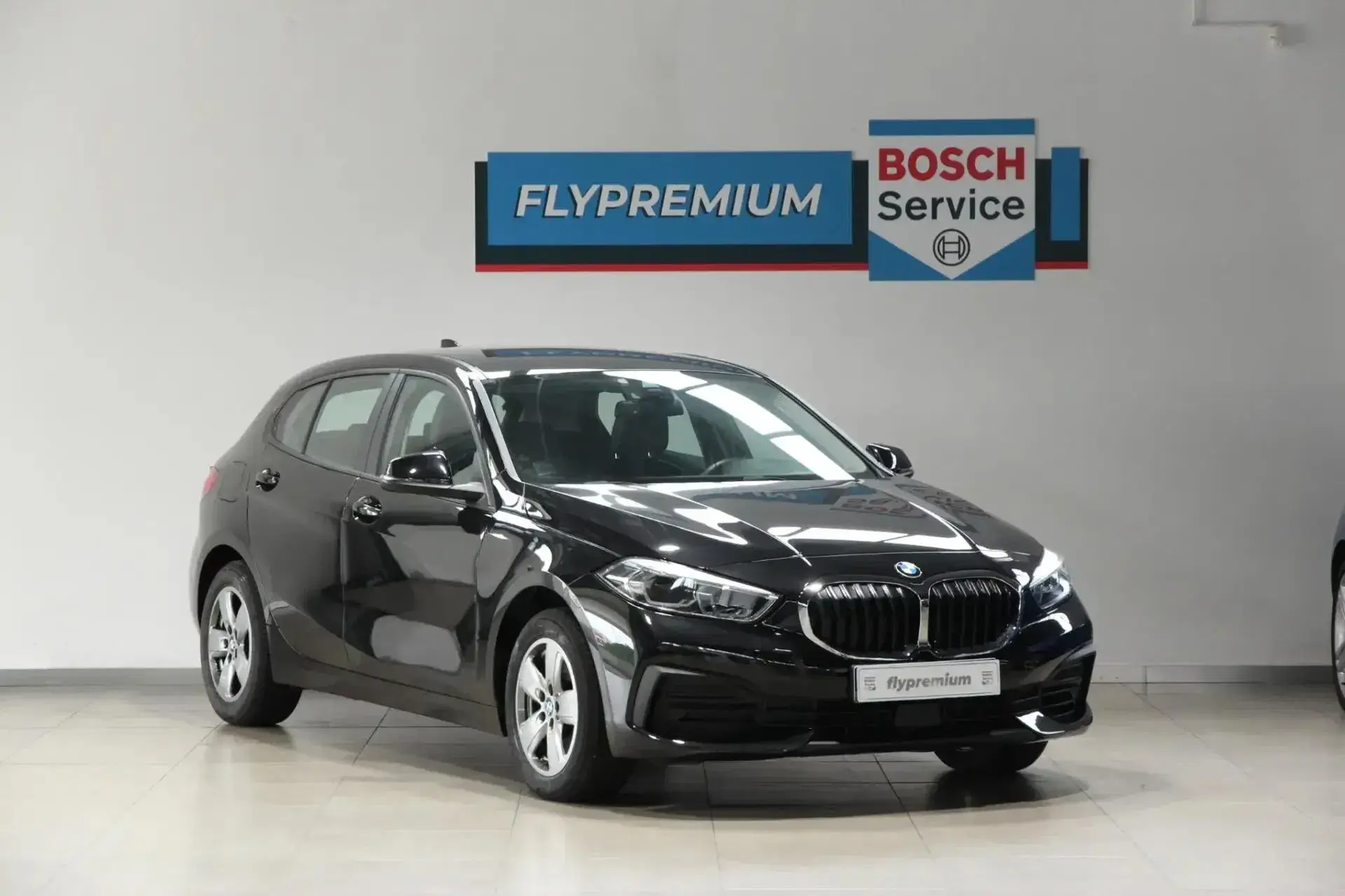 BMW 116 i Advantage 1