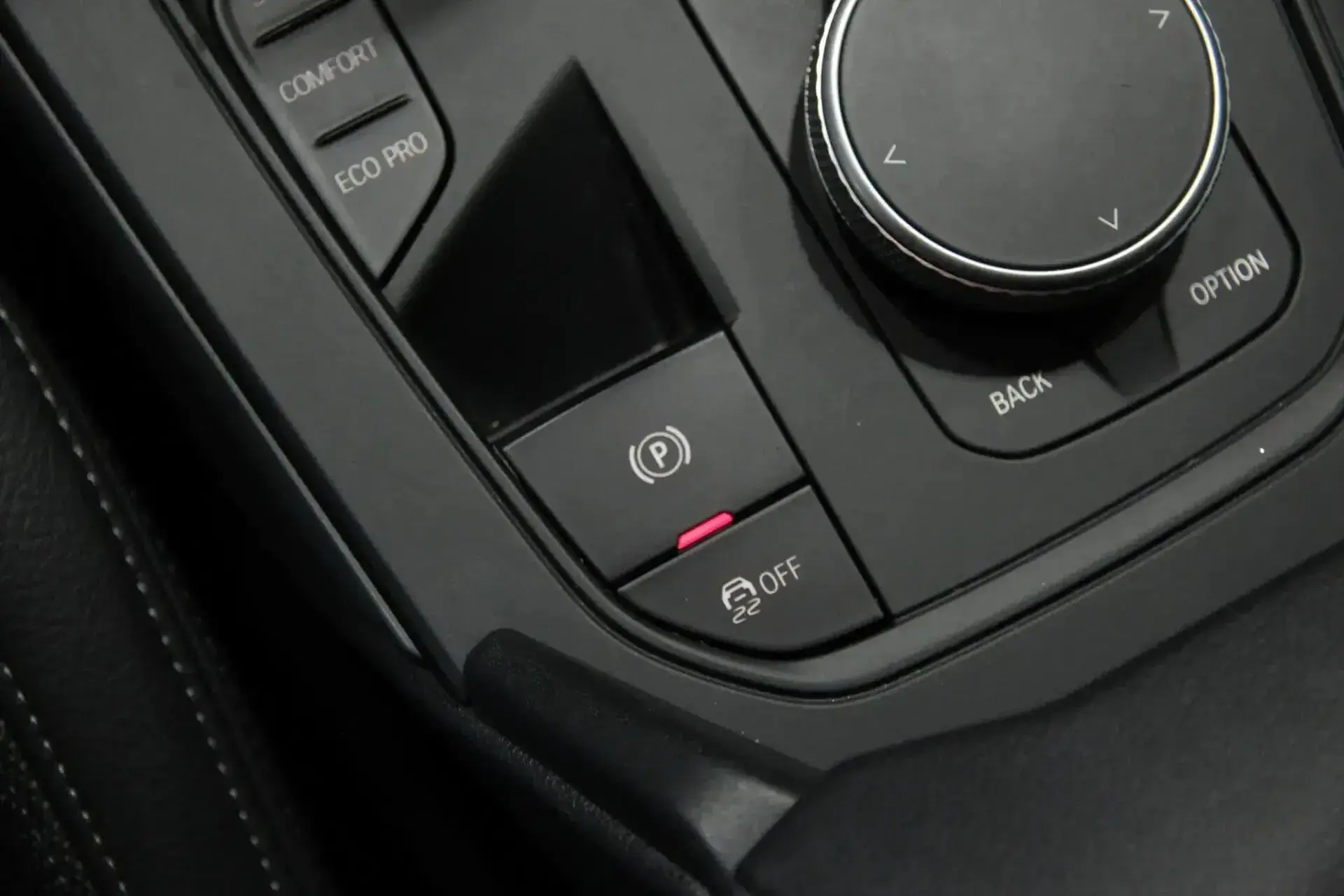 BMW 116 i Advantage 24