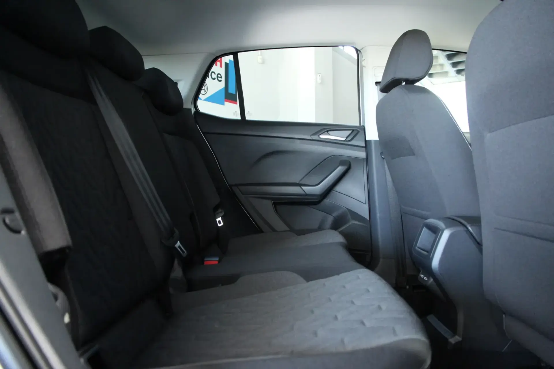 Volkswagen T-Cross 1.0 TSI Urban 2