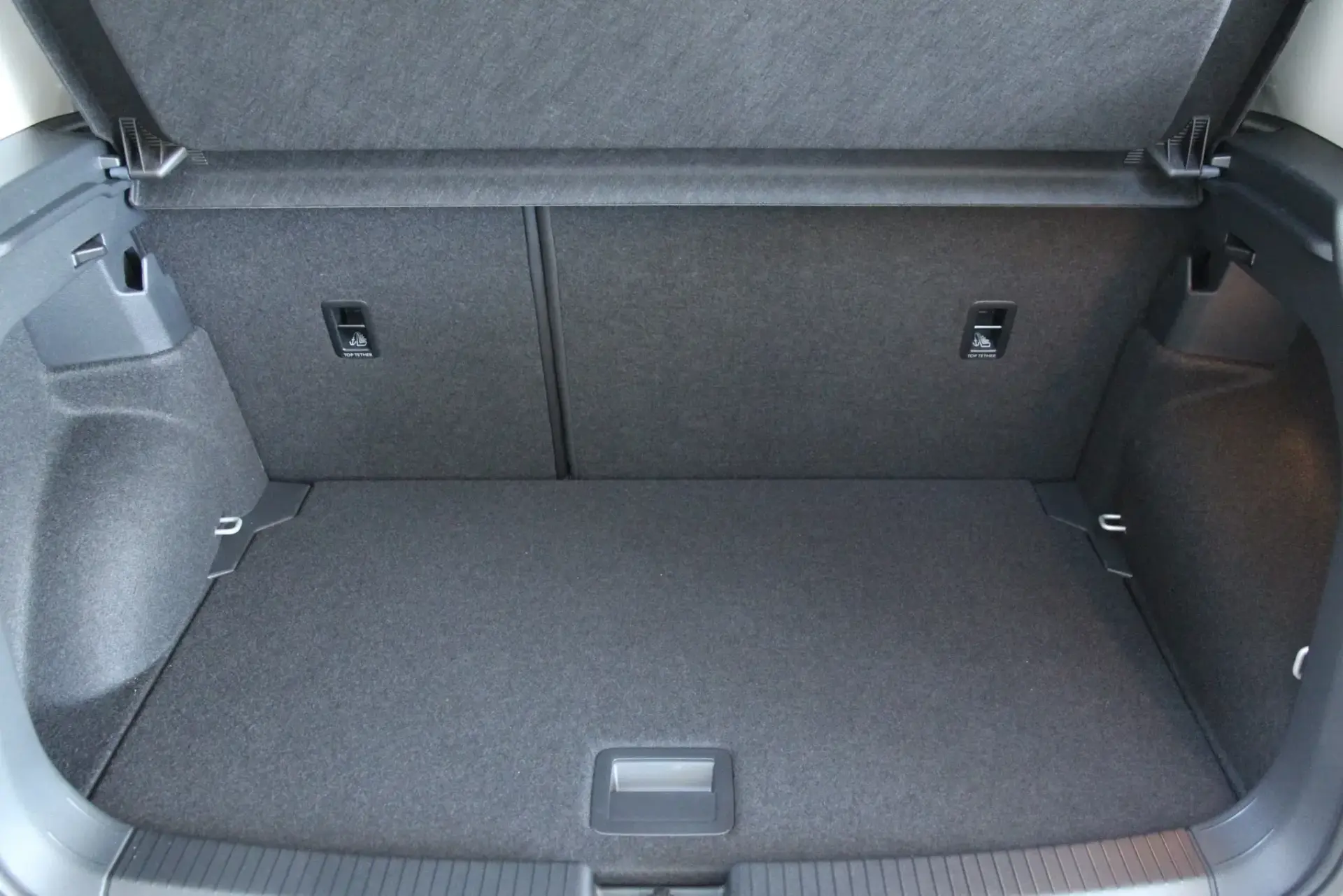 Volkswagen T-Cross 1.0 TSI Urban 3