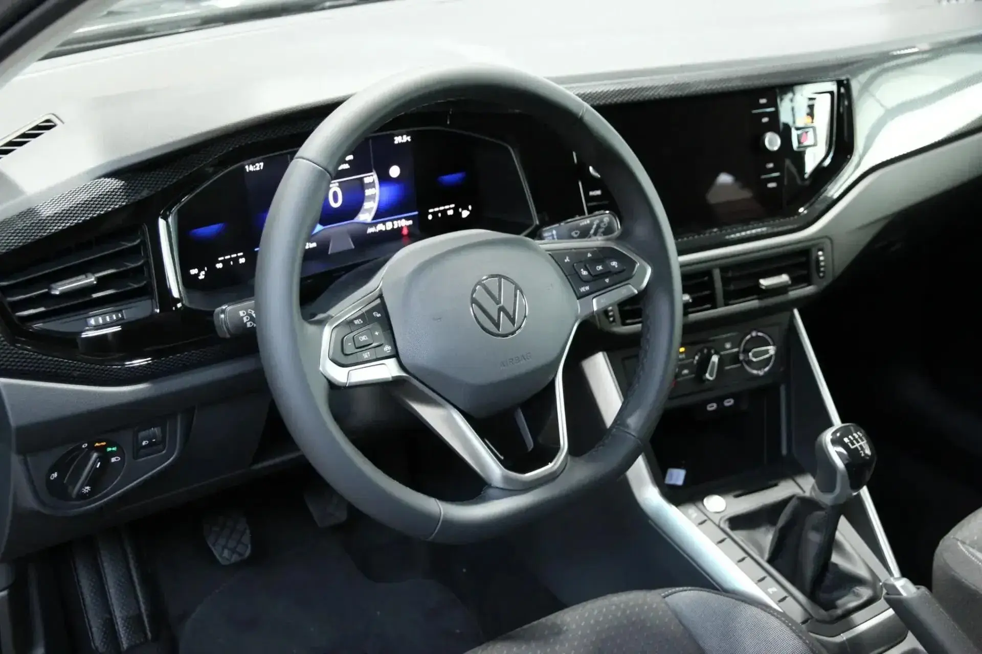 Volkswagen Taigo 1.0 TSI Urban 8