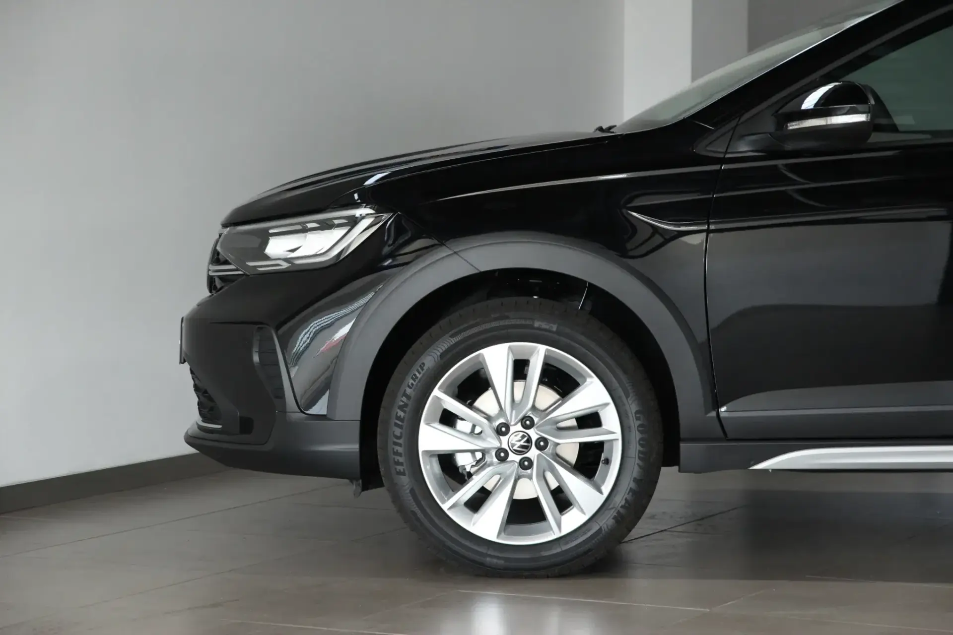 Volkswagen Taigo 1.0 TSI Urban DSG 16