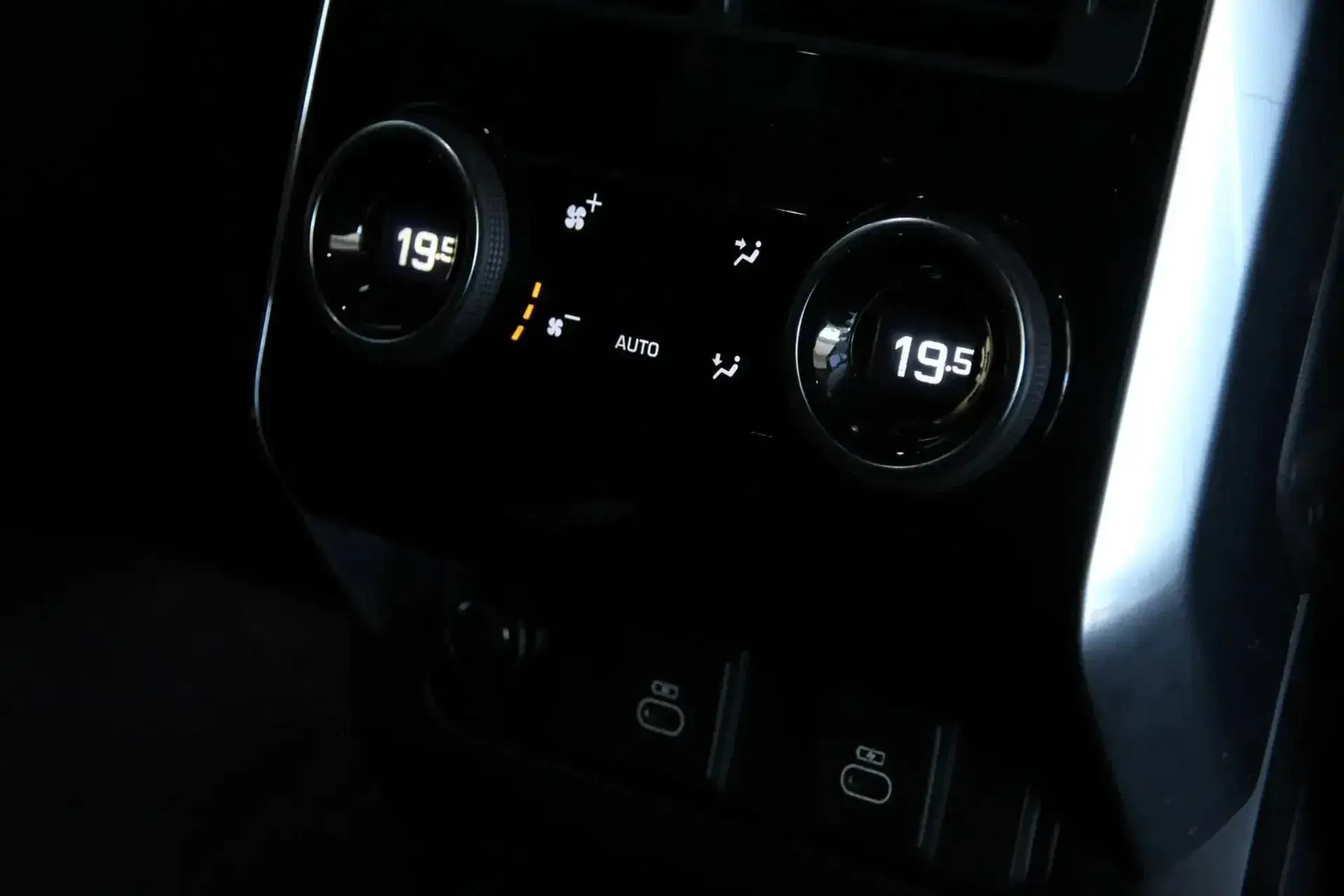 Land Rover Range Rover Sport Outro 14