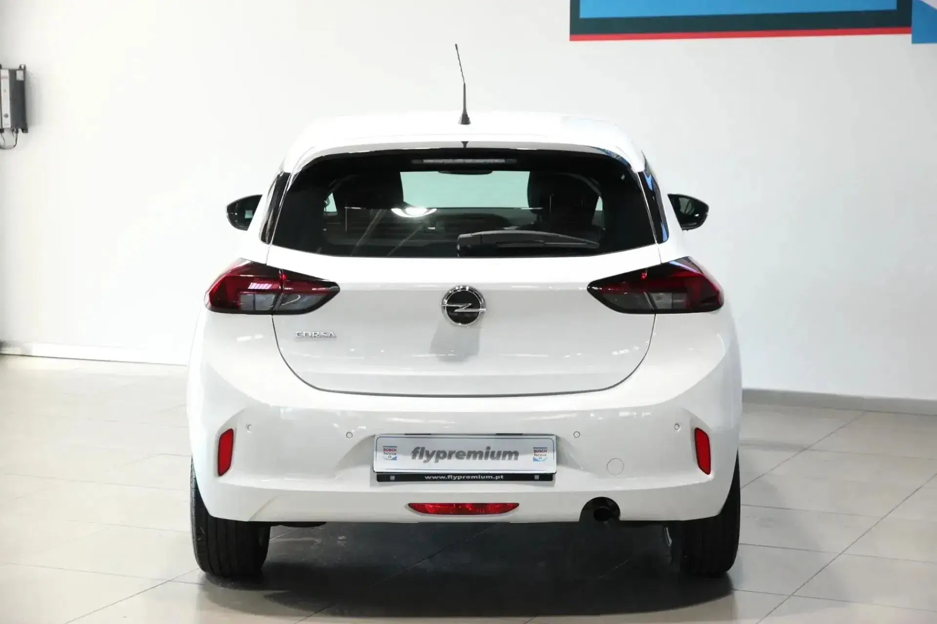 Opel Corsa 1.2 Business 6