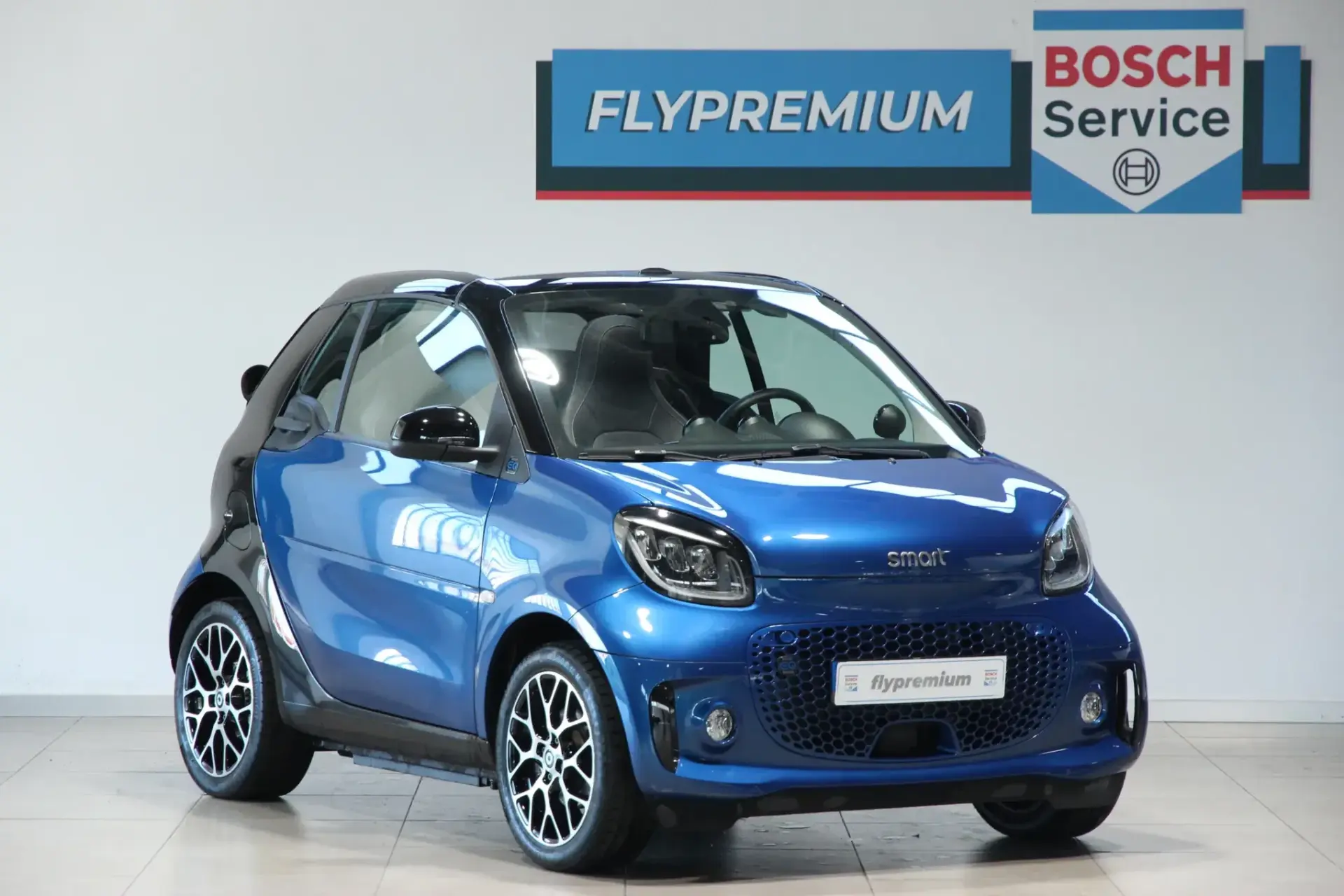 Smart Fortwo Cabrio EQ prime 1