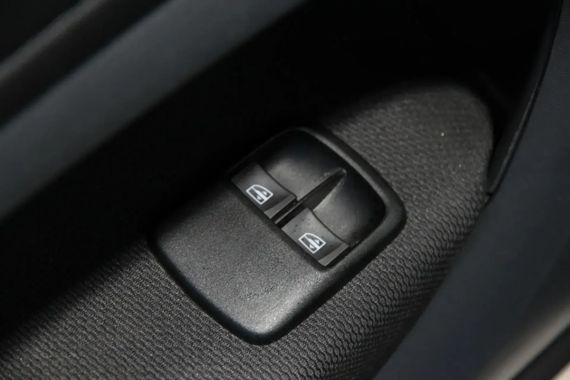 Smart Fortwo Cabrio EQ prime 4
