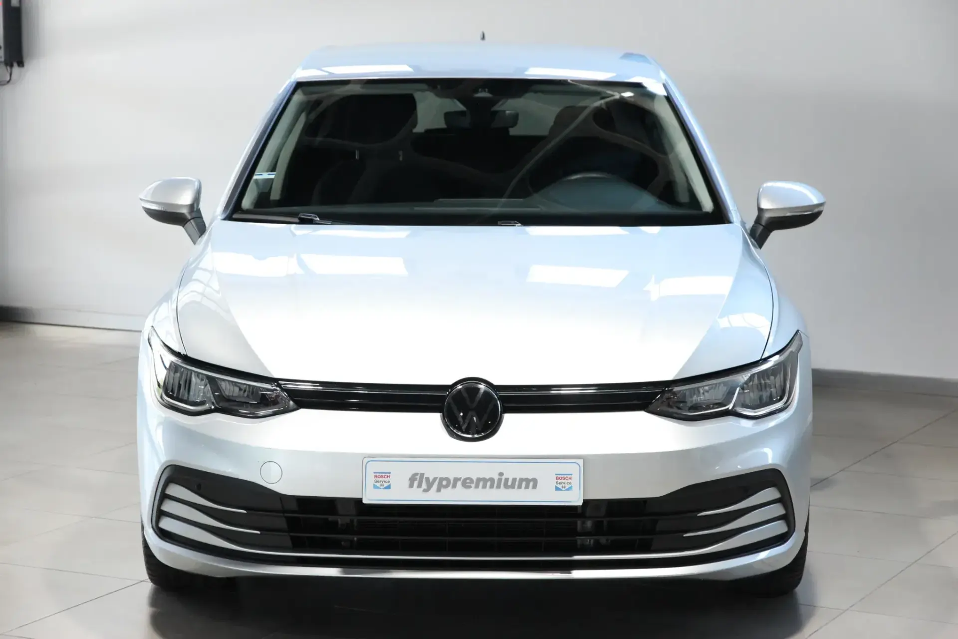 Volkswagen Golf 1.0 TSI Life 12
