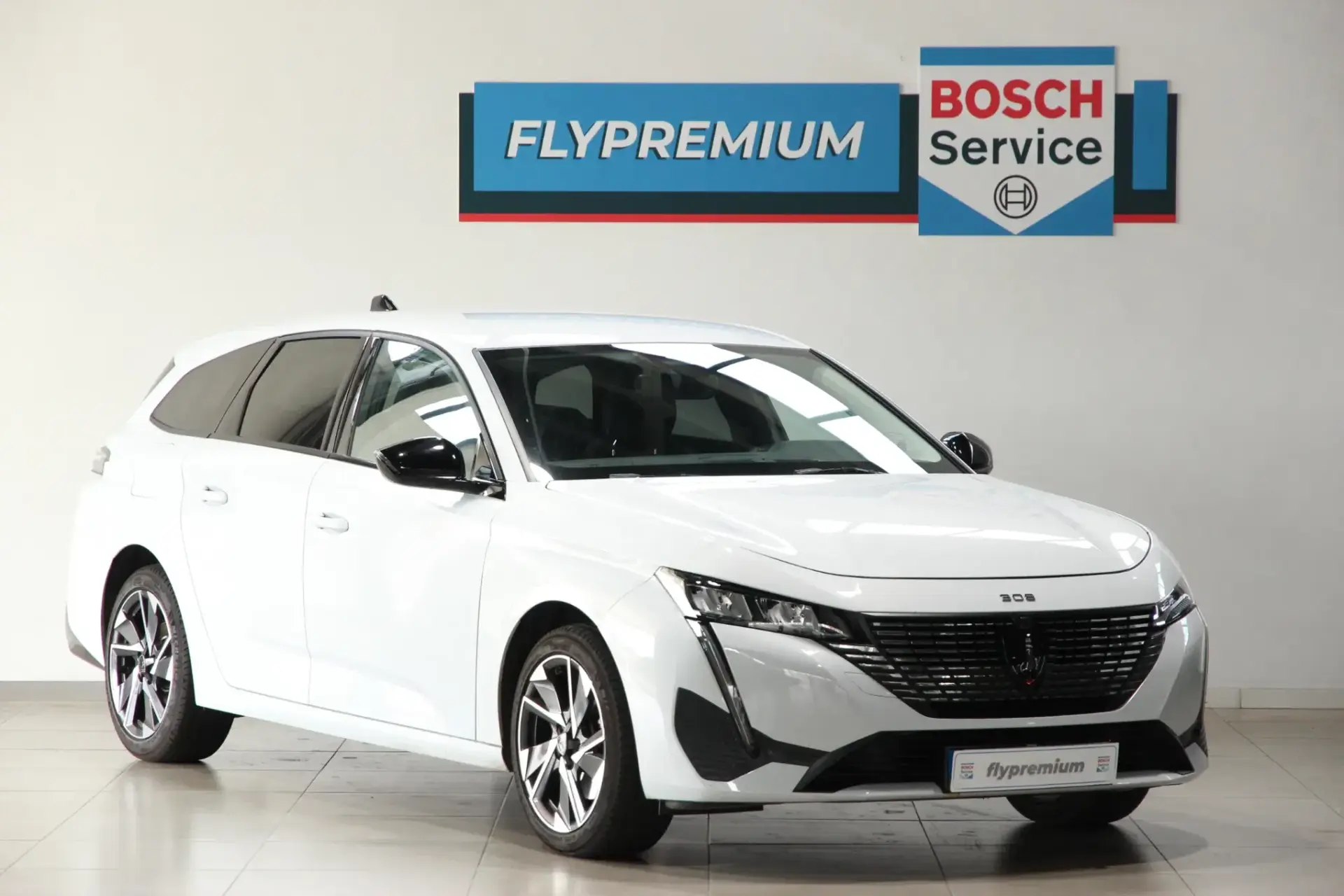 Peugeot 308 SW 1.2 PureTech Allure EAT8 1