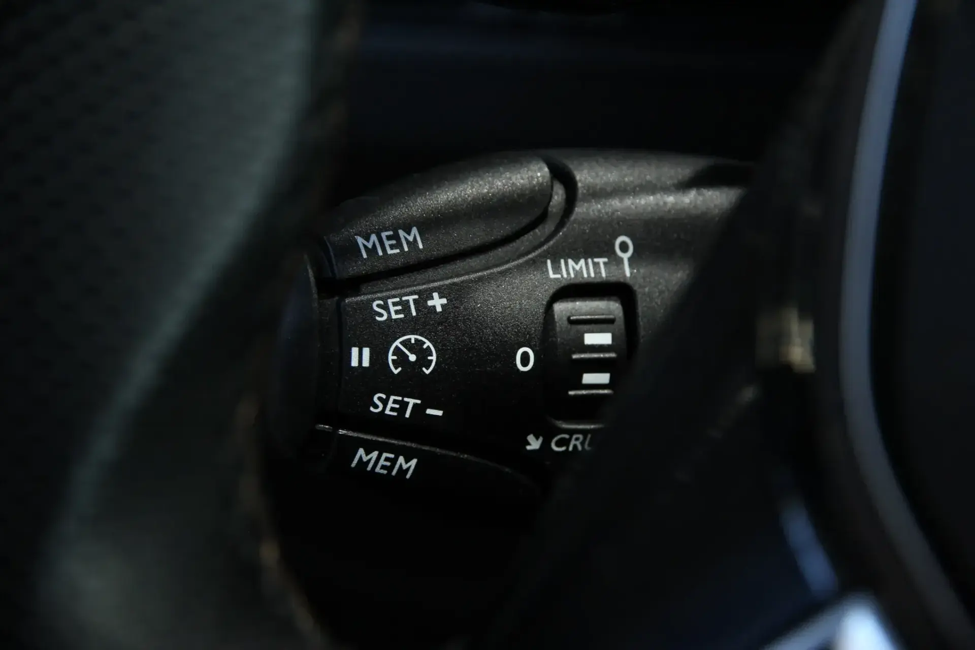 Peugeot 5008 1.5 BlueHDi GT Line EAT8 10