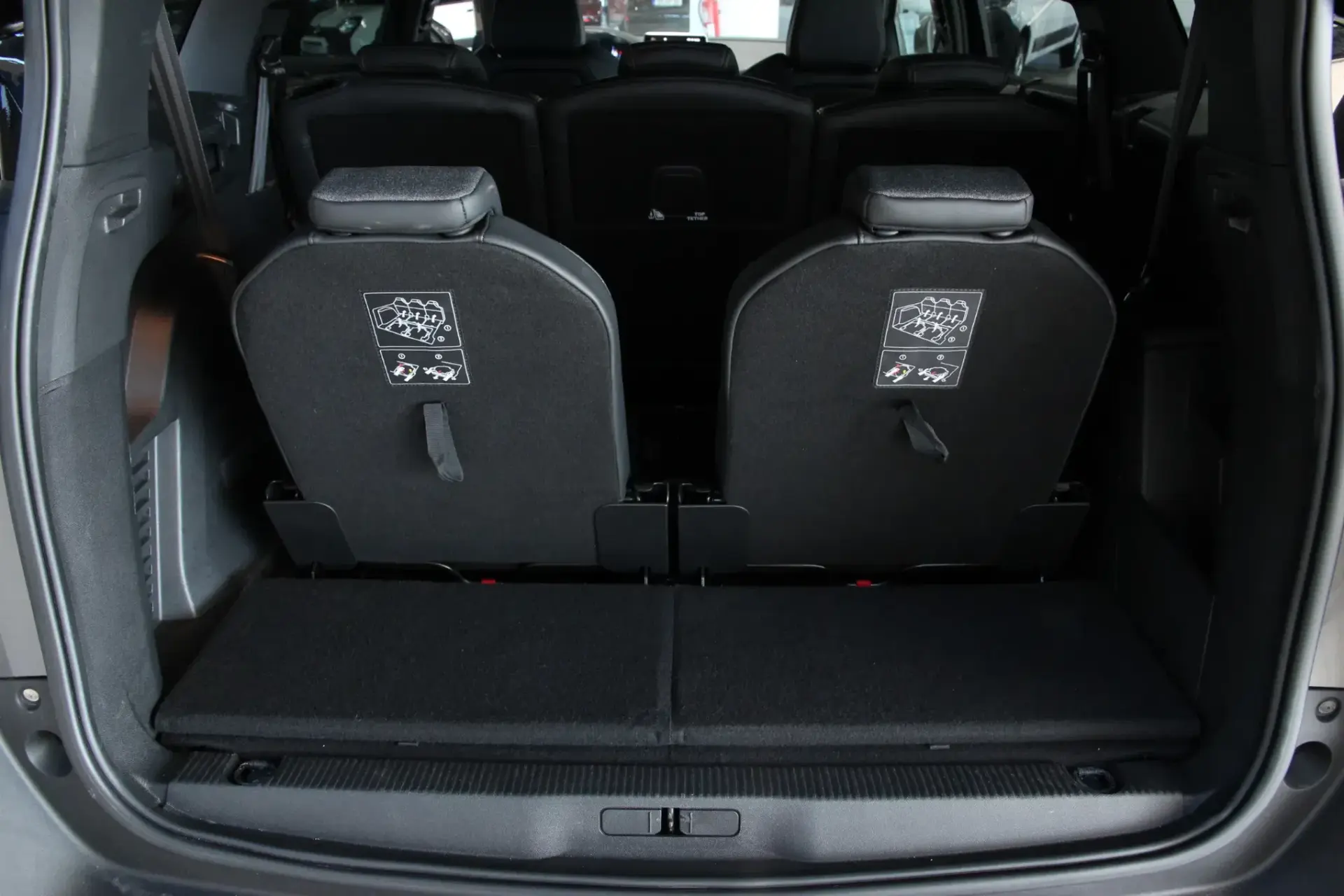 Peugeot 5008 1.5 BlueHDi GT Line EAT8 22