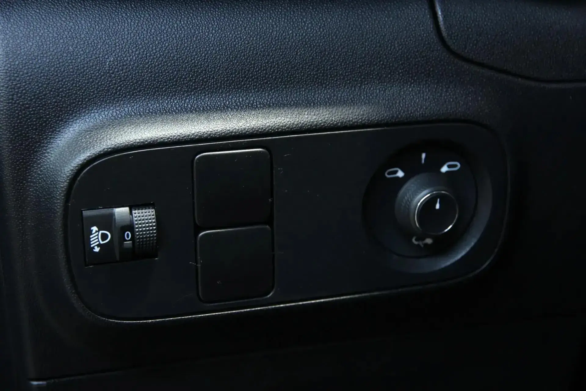 Citroen C3 1.2 PureTech Max 21