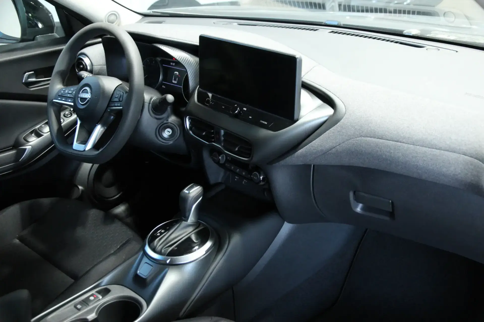 Nissan Juke 1.0 DIG-T N-Connecta NAV.+TwoTone NC DCT 18