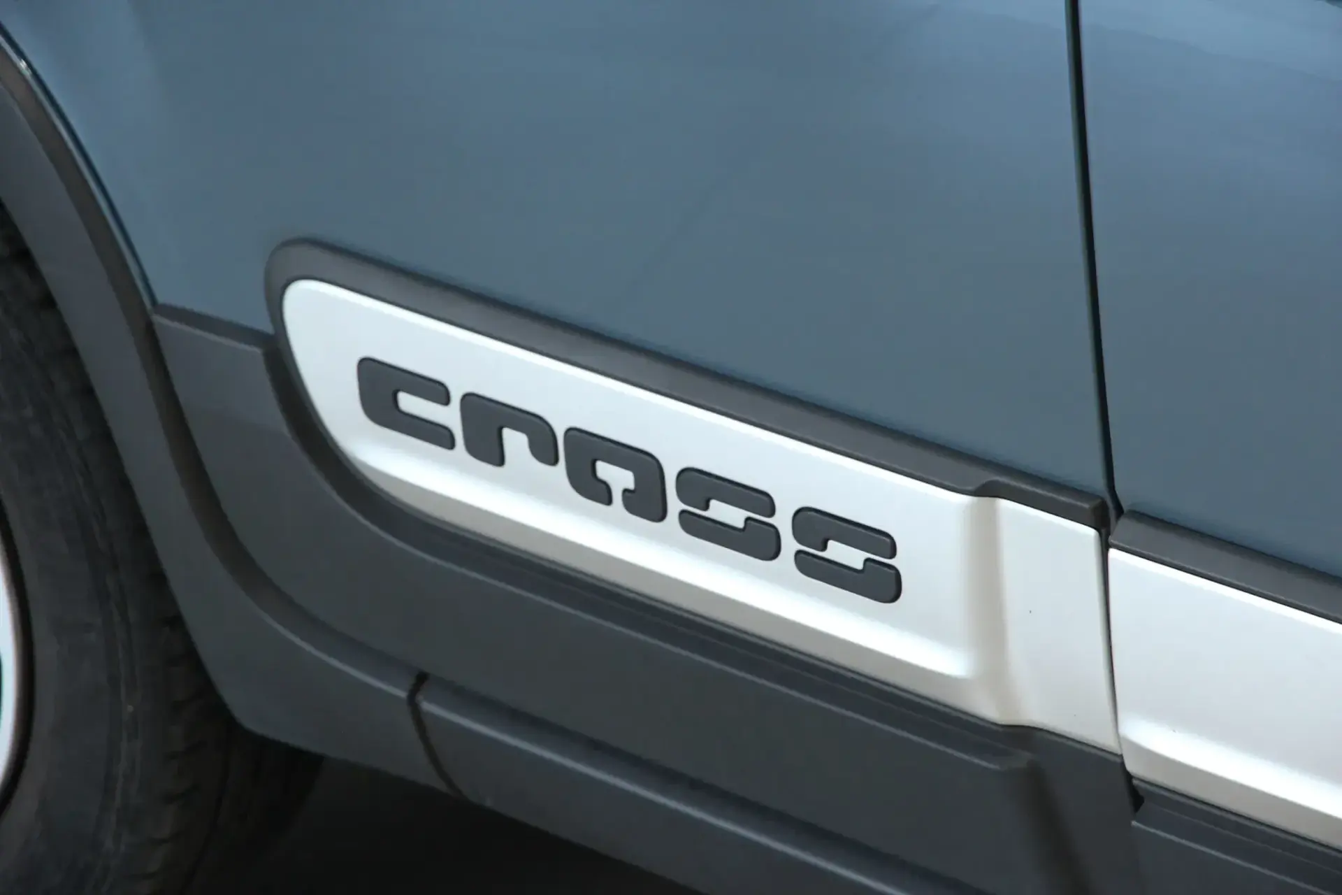Fiat Panda 1.0 Hybrid Cross 11
