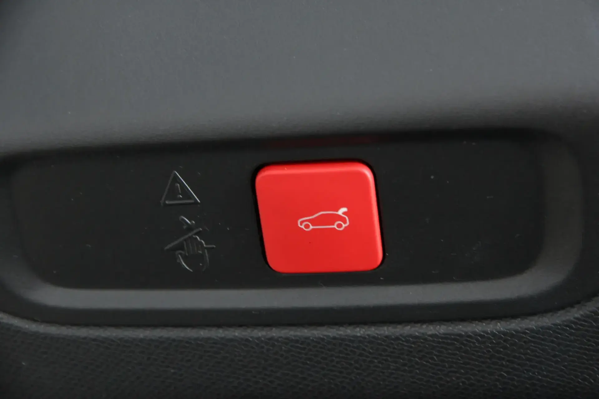Peugeot 408 1.2 PureTech GT EAT8 19