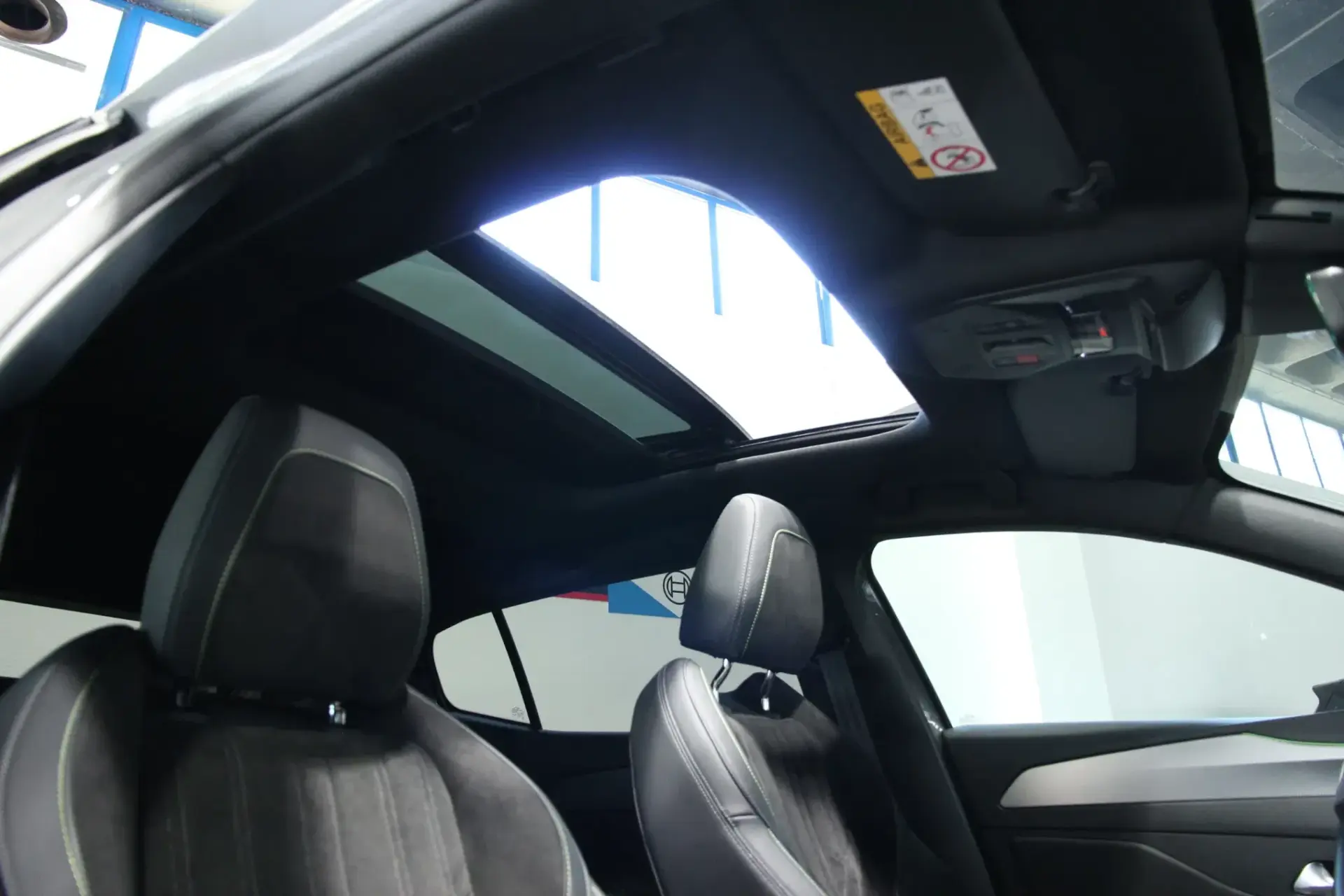 Peugeot 408 1.2 PureTech GT EAT8 28