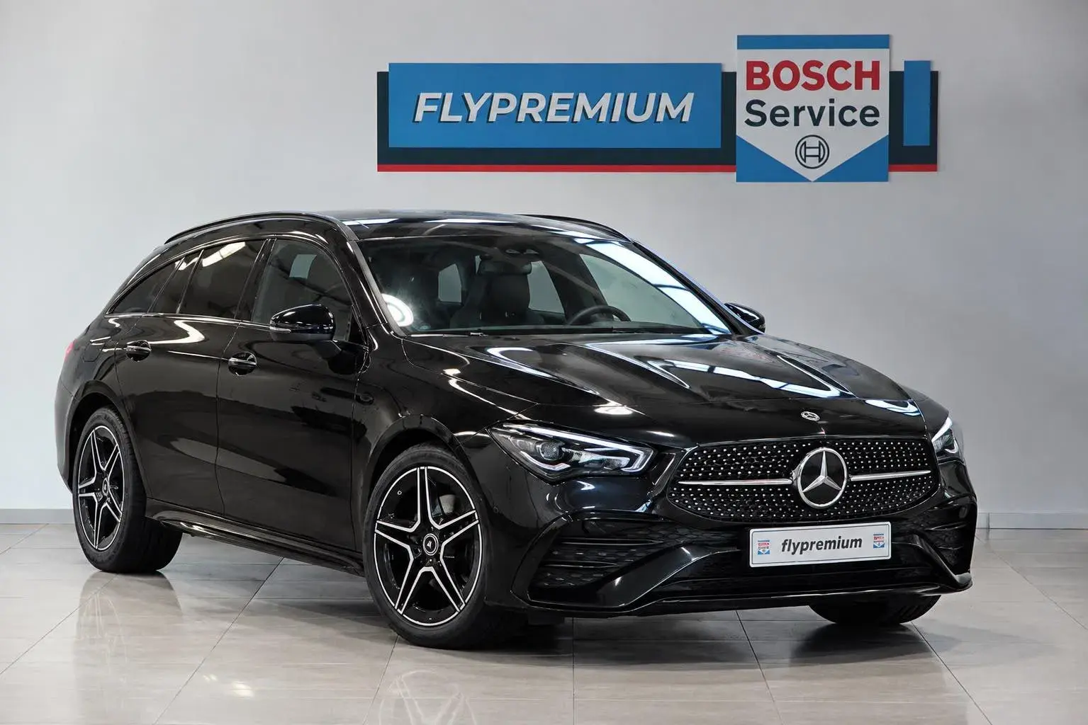 Mercedes-Benz CLA 250 e Shooting Brake AMG Line 1