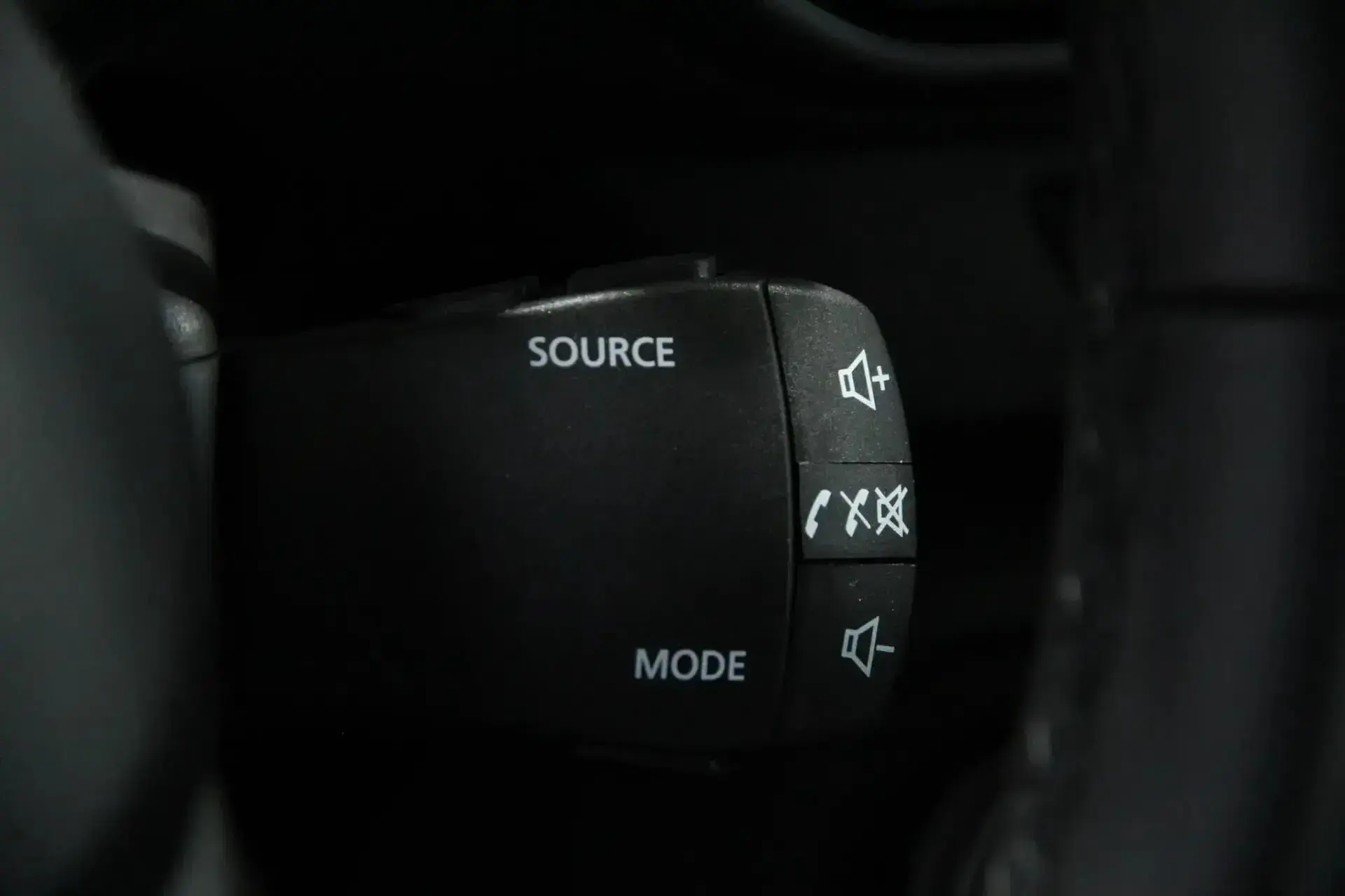 Dacia Jogger 1.0 ECO-G Extreme 7L Bi-Fuel 8