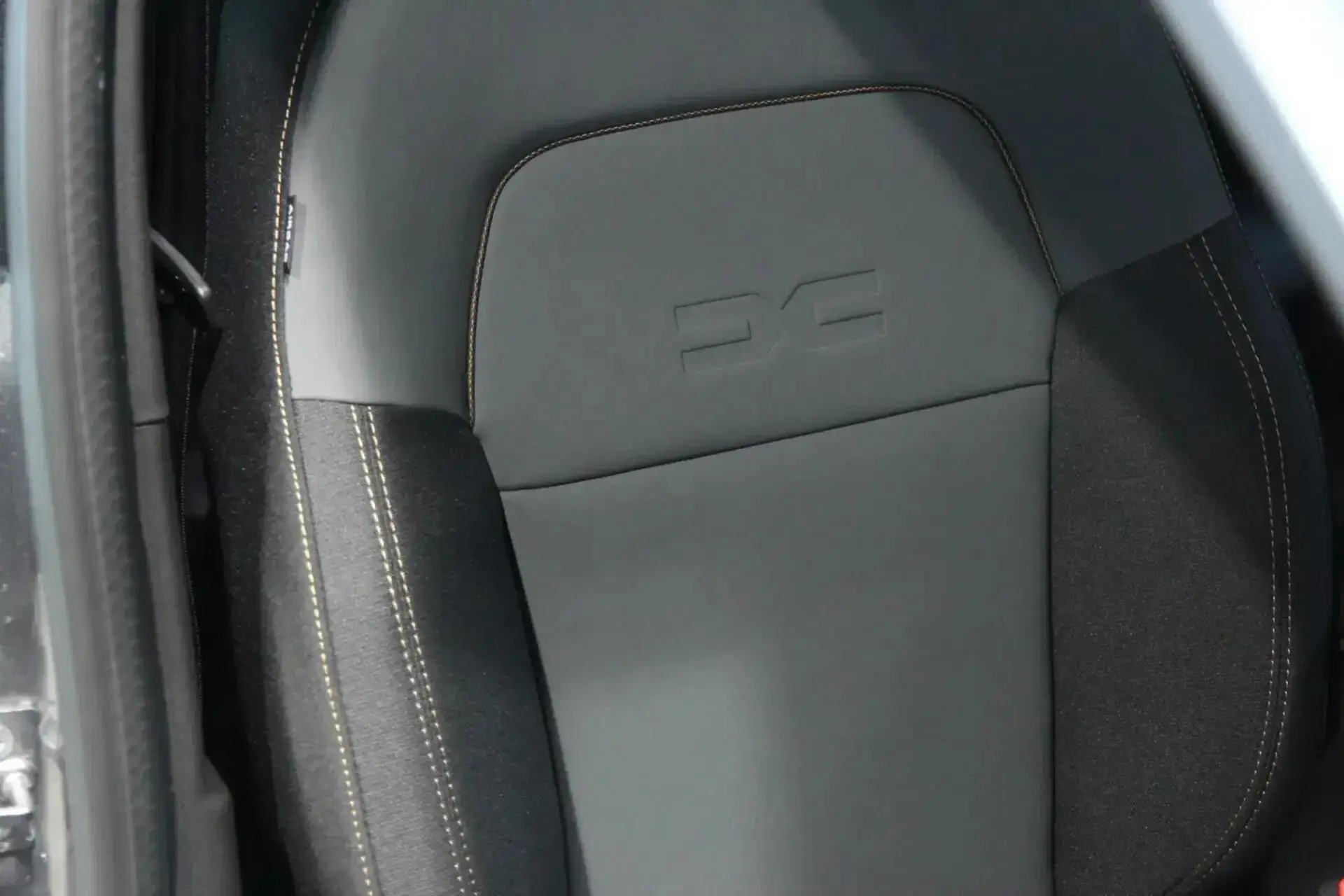 Dacia Jogger 1.0 ECO-G Extreme 7L Bi-Fuel 26