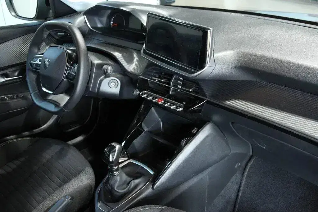 Peugeot 208 1.2 PureTech Active 8