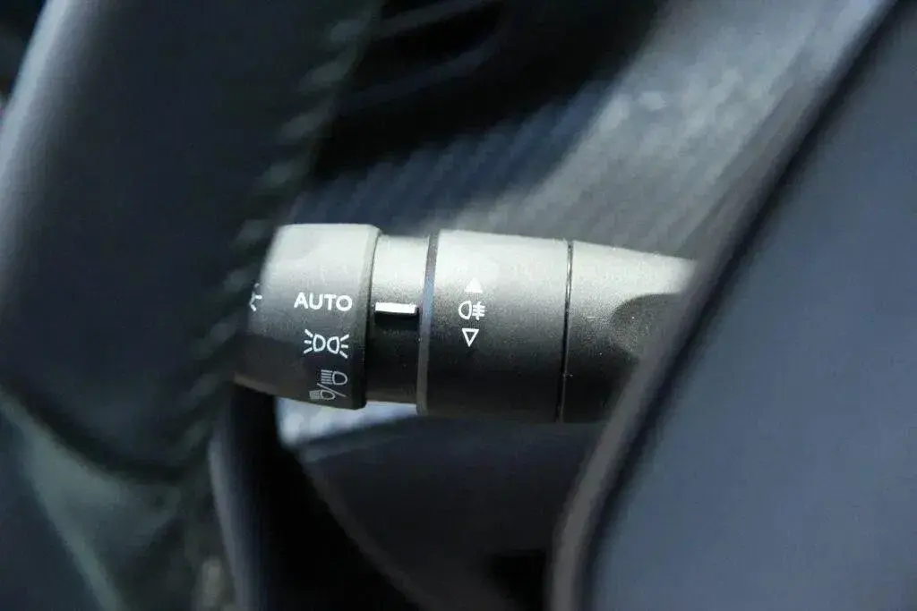 Peugeot 208 1.2 PureTech Active 15