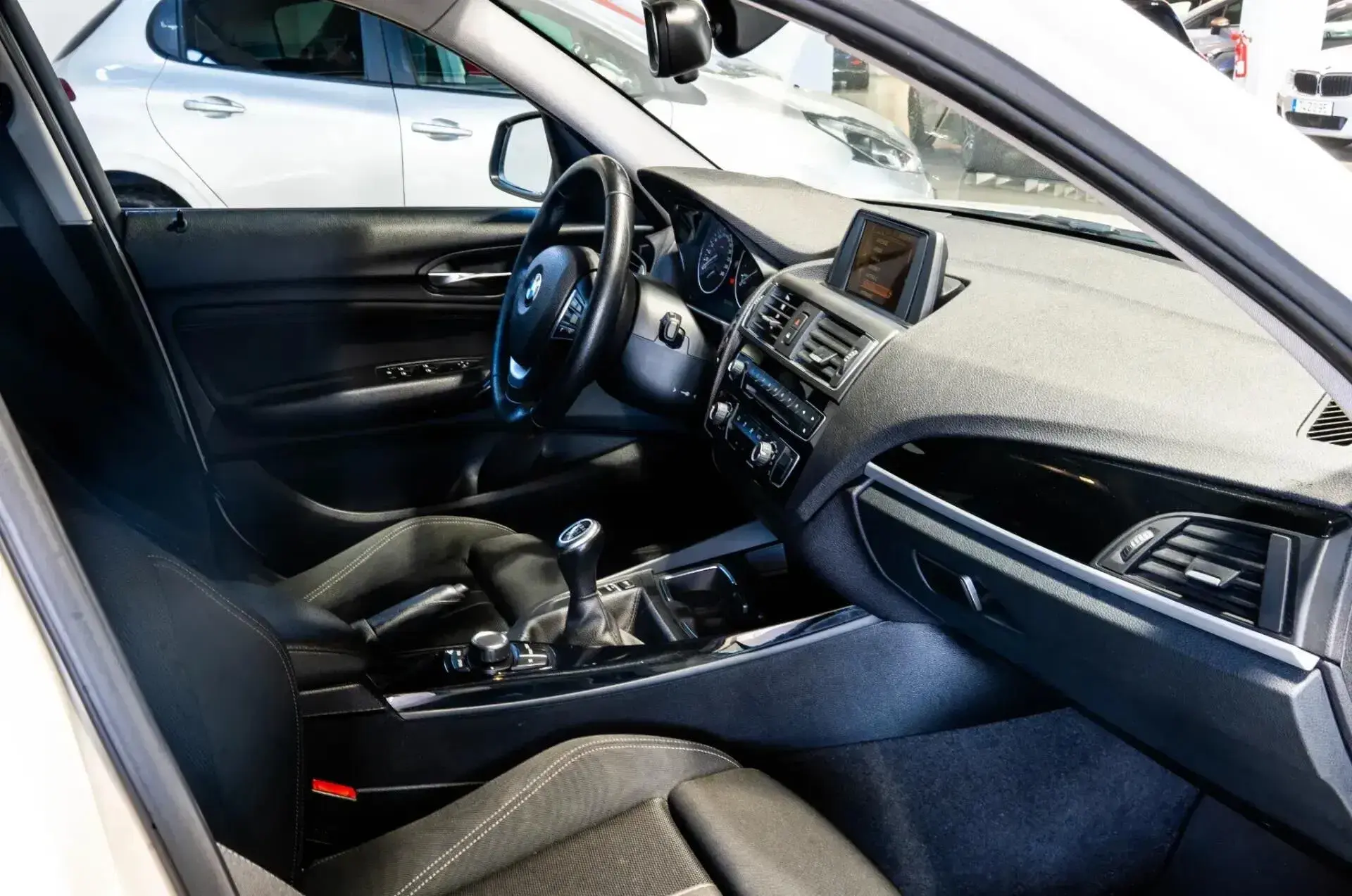 BMW 116 d EDynamics Line Sport 9