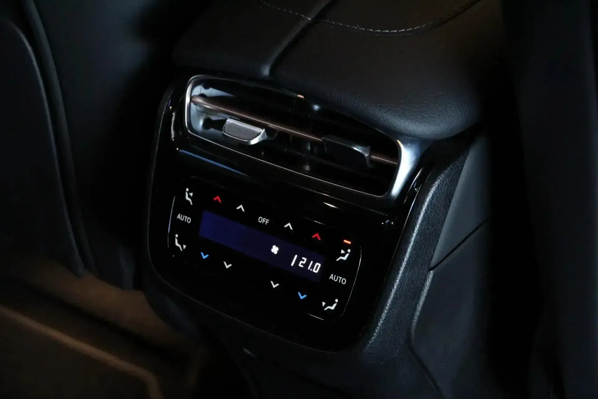 Mercedes-Benz EQE SUV 500 4Matic 21