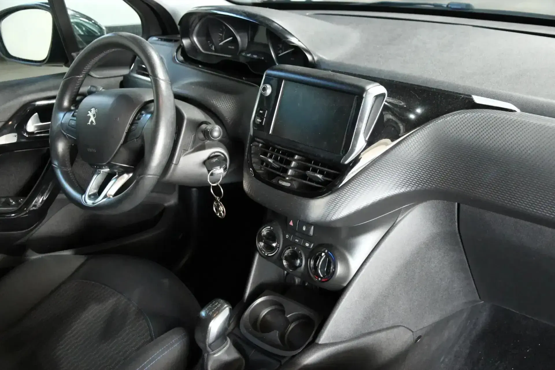 Peugeot 208 1.2 PureTech Style 15