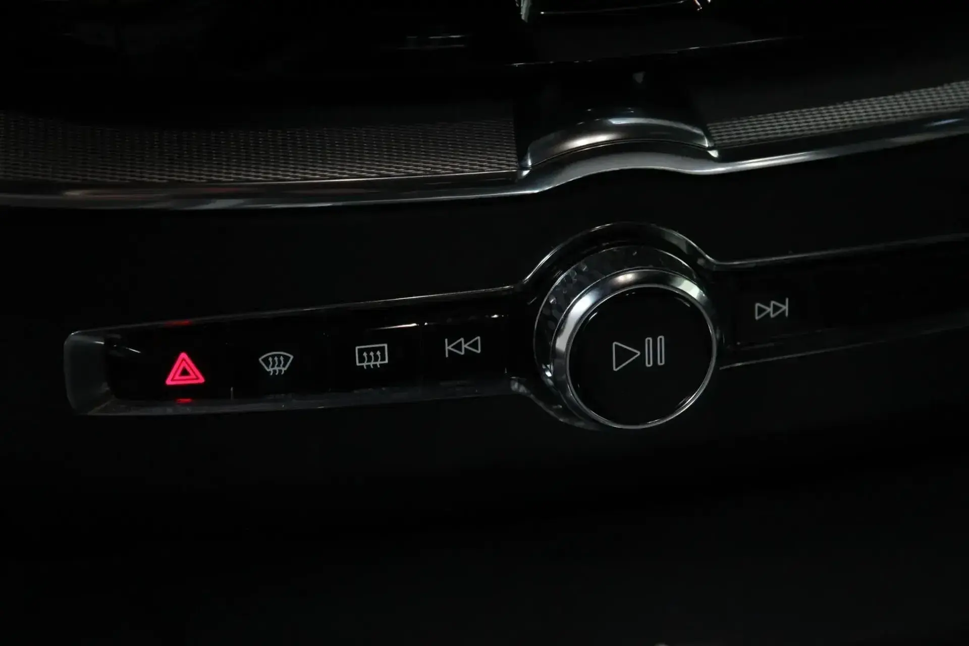 Volvo XC 60 2.0 B4 R-Design 33