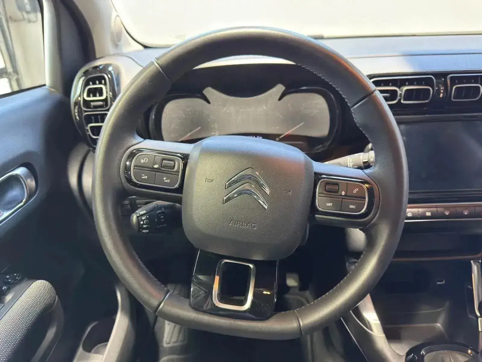Citroen C3 Aircross 1.2 PureTech C-Series 24