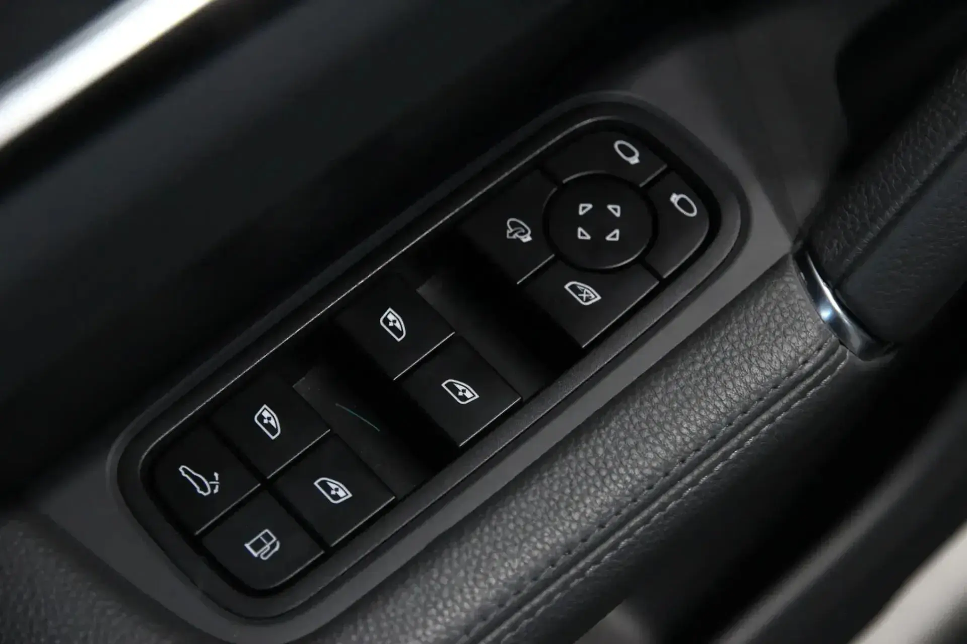 Porsche Cayenne E-Hybrid Platinum Edition 5