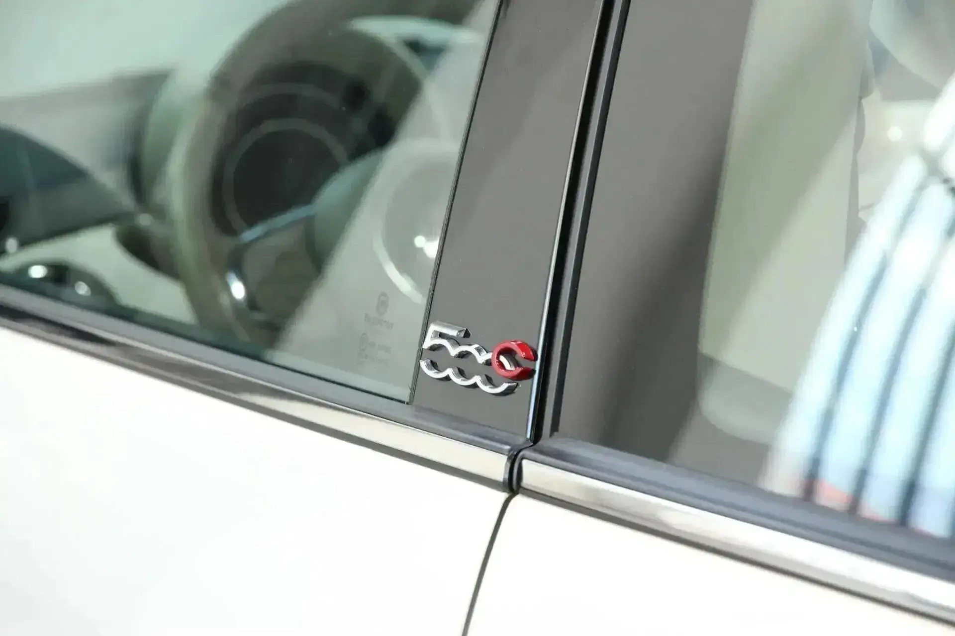 Fiat 500C 1.0 Hybrid Lounge 14