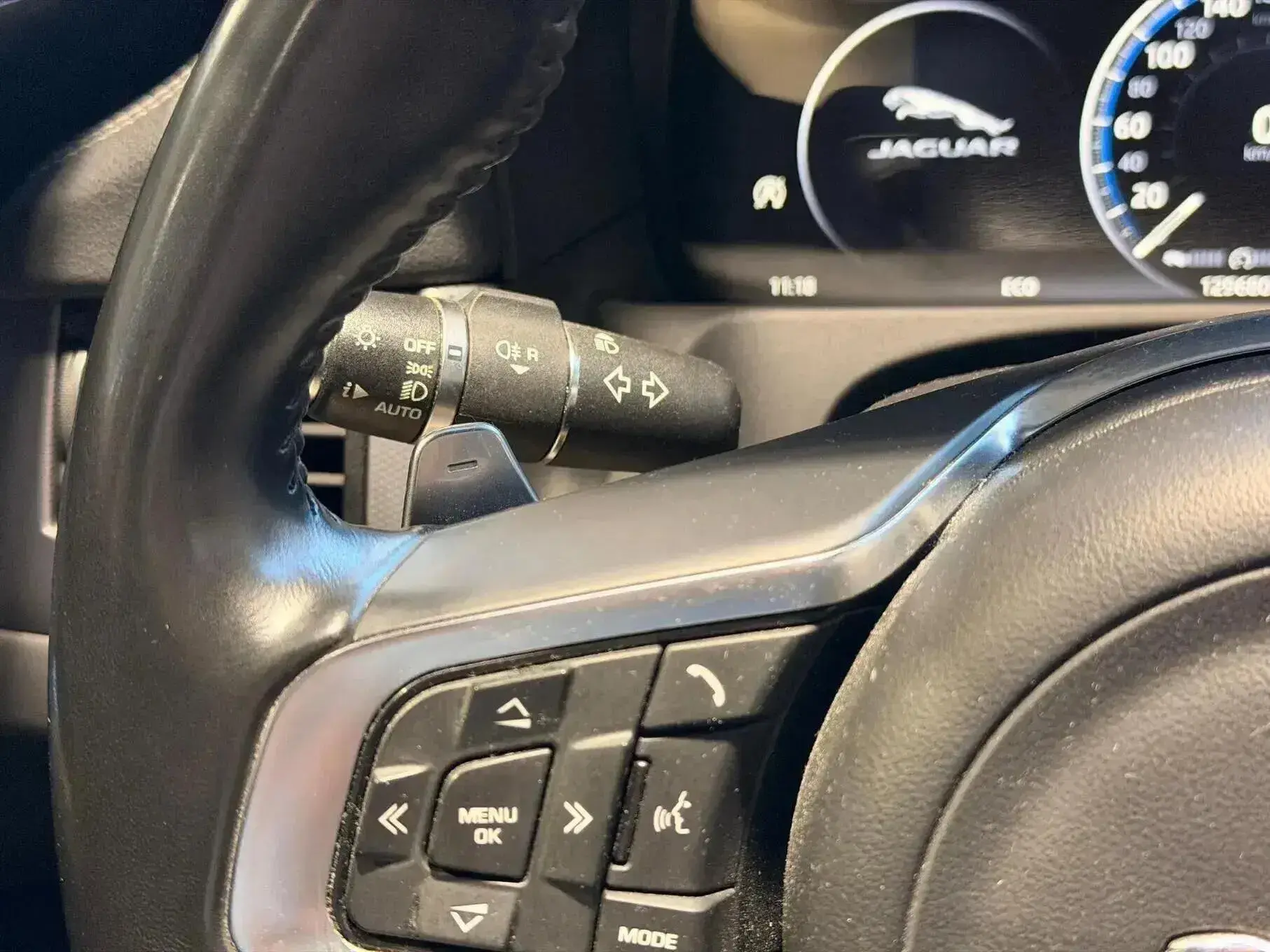 Jaguar XF Sportbrake 2.0 D R-Sport Aut. 18