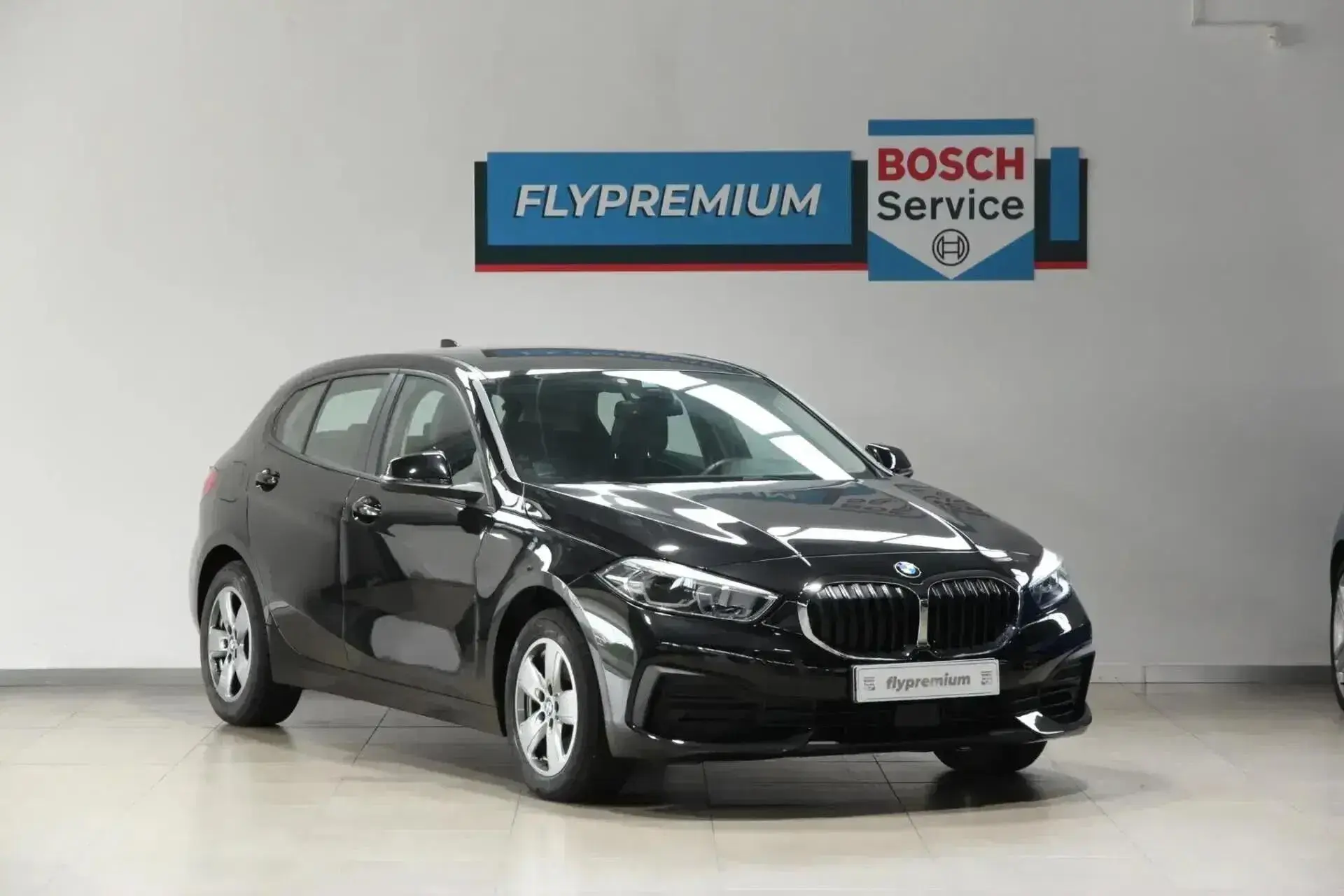 BMW 116 i Advantage 1