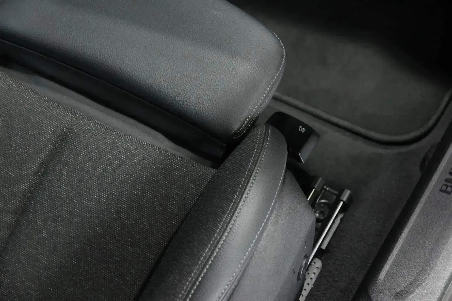BMW 116 i Advantage 4