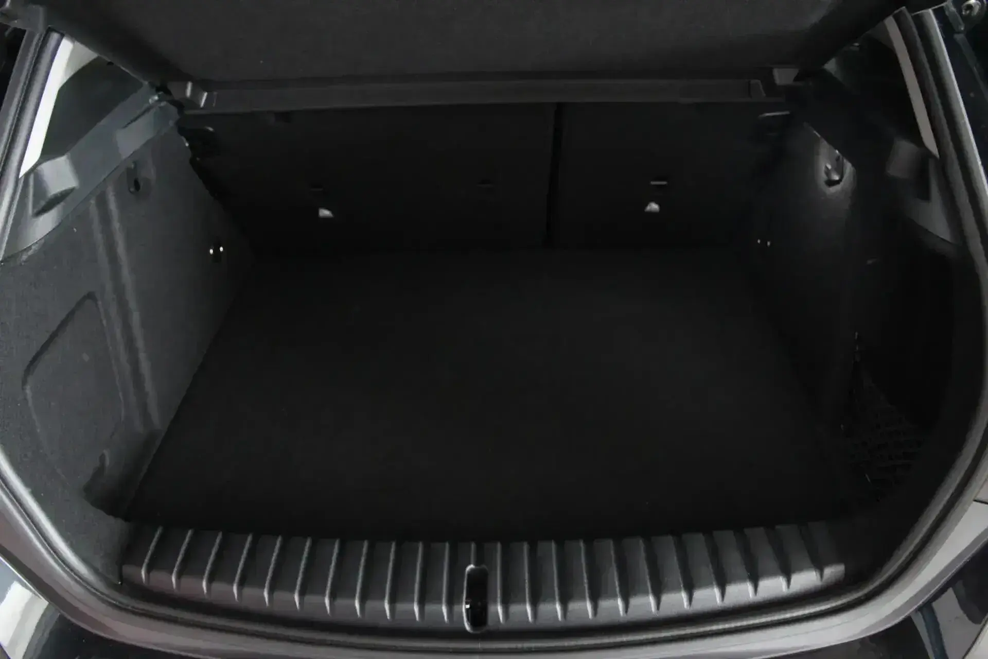 BMW 116 i Advantage 2
