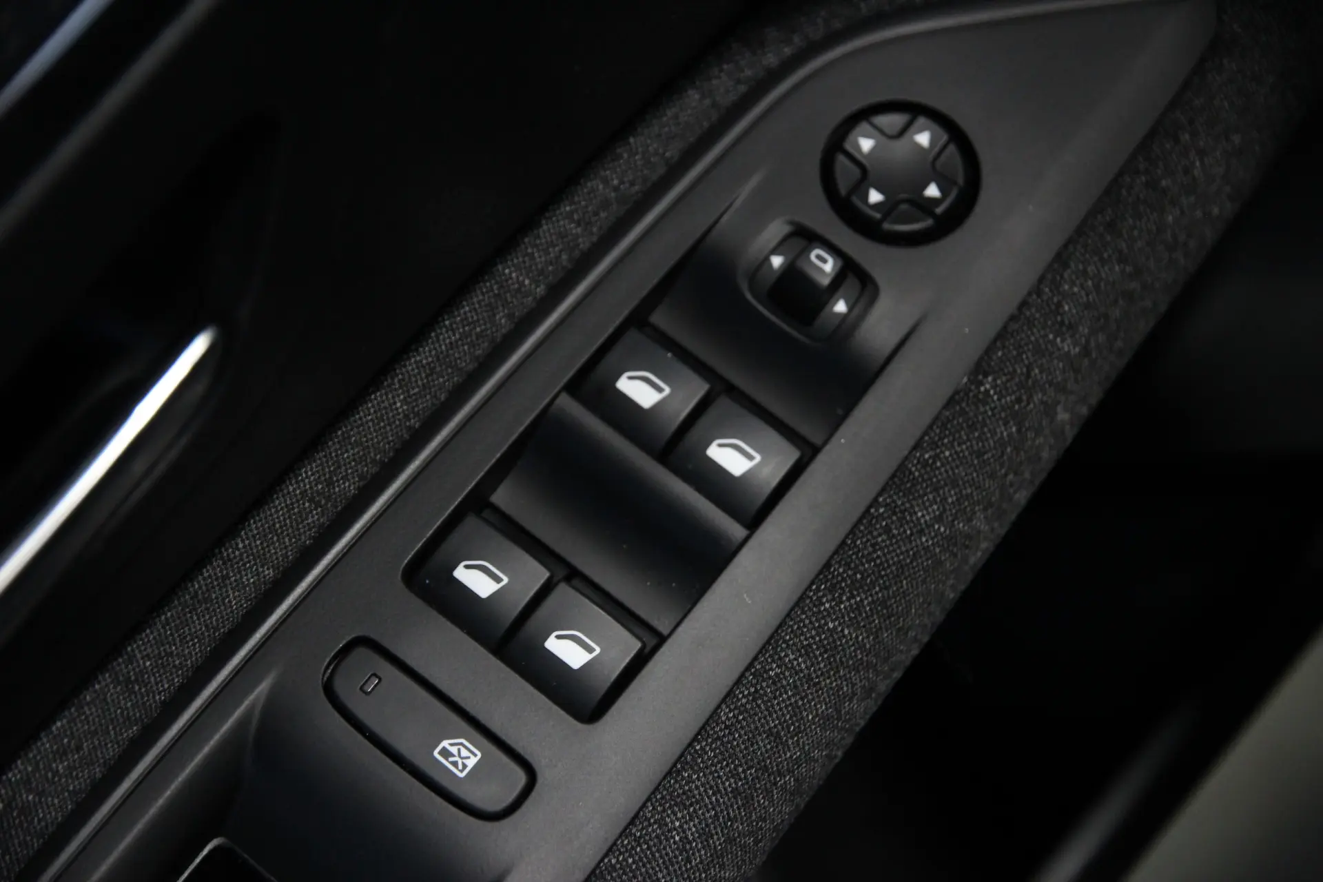 Peugeot 3008 PureTech 130 Stop & Start GPF Active 11