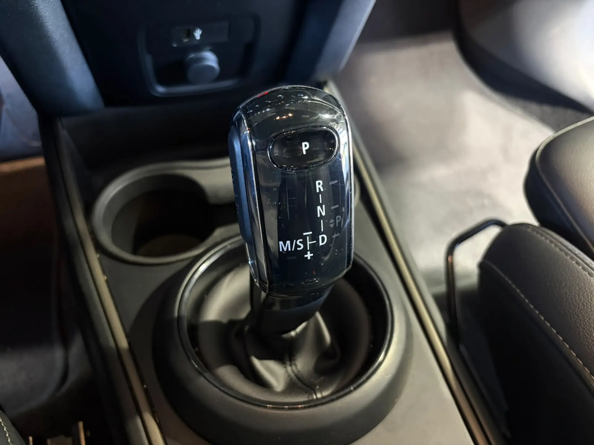 MINI Countryman Auto D Black Edition 21